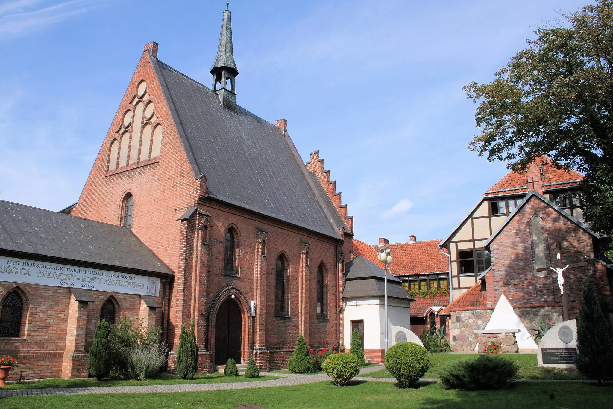 Photo showing: Church of the Holy Cross in Myślibórz, Marian shrine