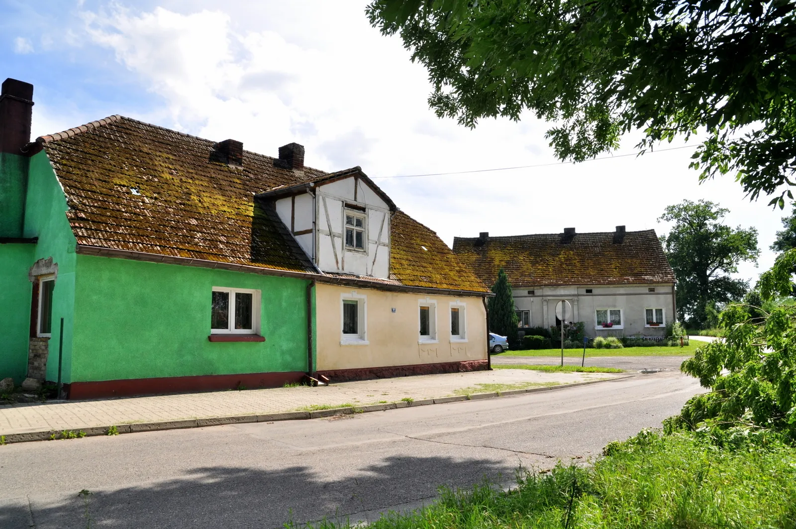 Photo showing: Gorzów Wielkopolski Chróścik - główna ulica dzielnicy - Małyszyńska.