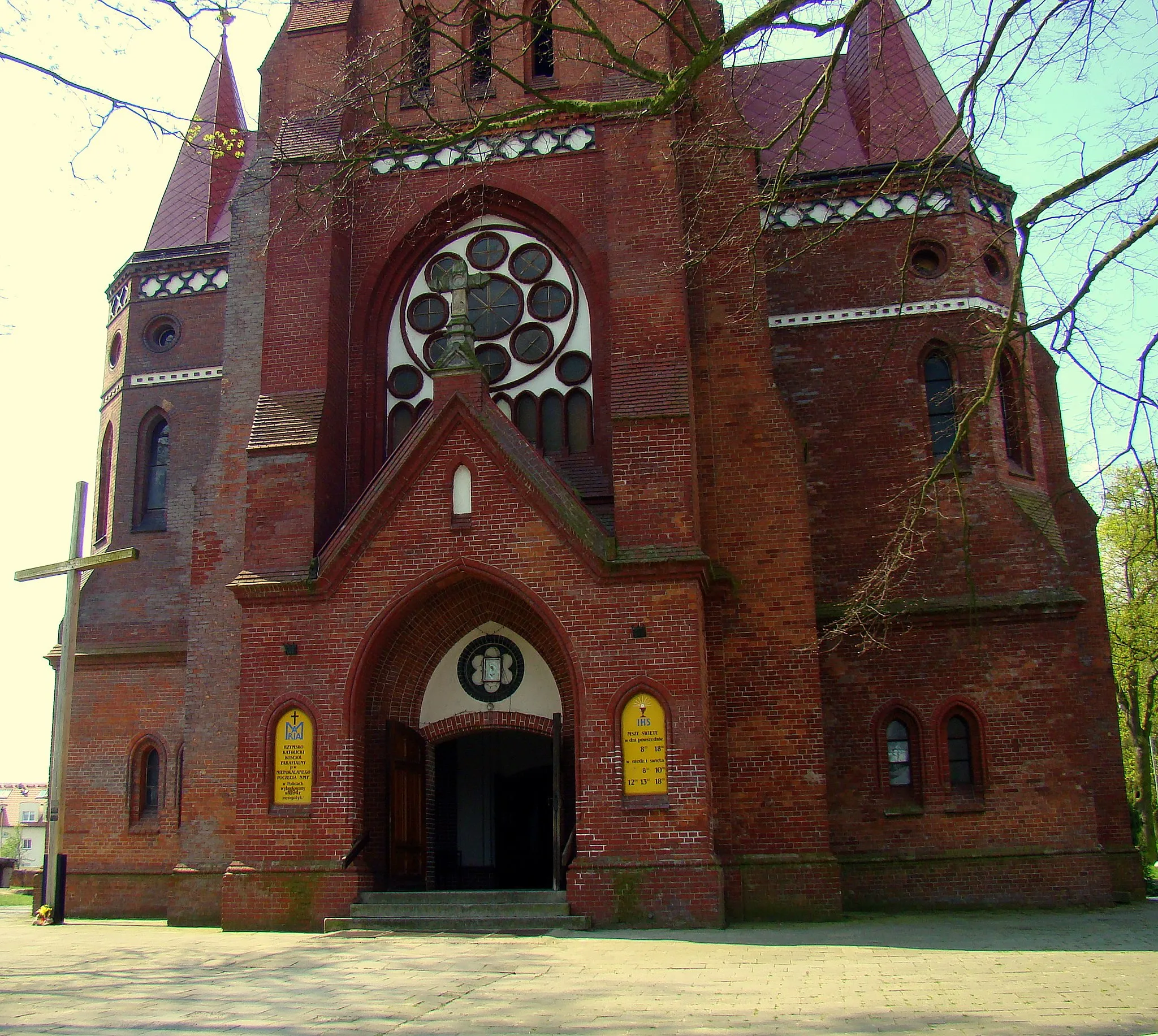 Photo showing: Kościół Niepokalanego Poczęcia NMP w Policach (wejście główne), Polska