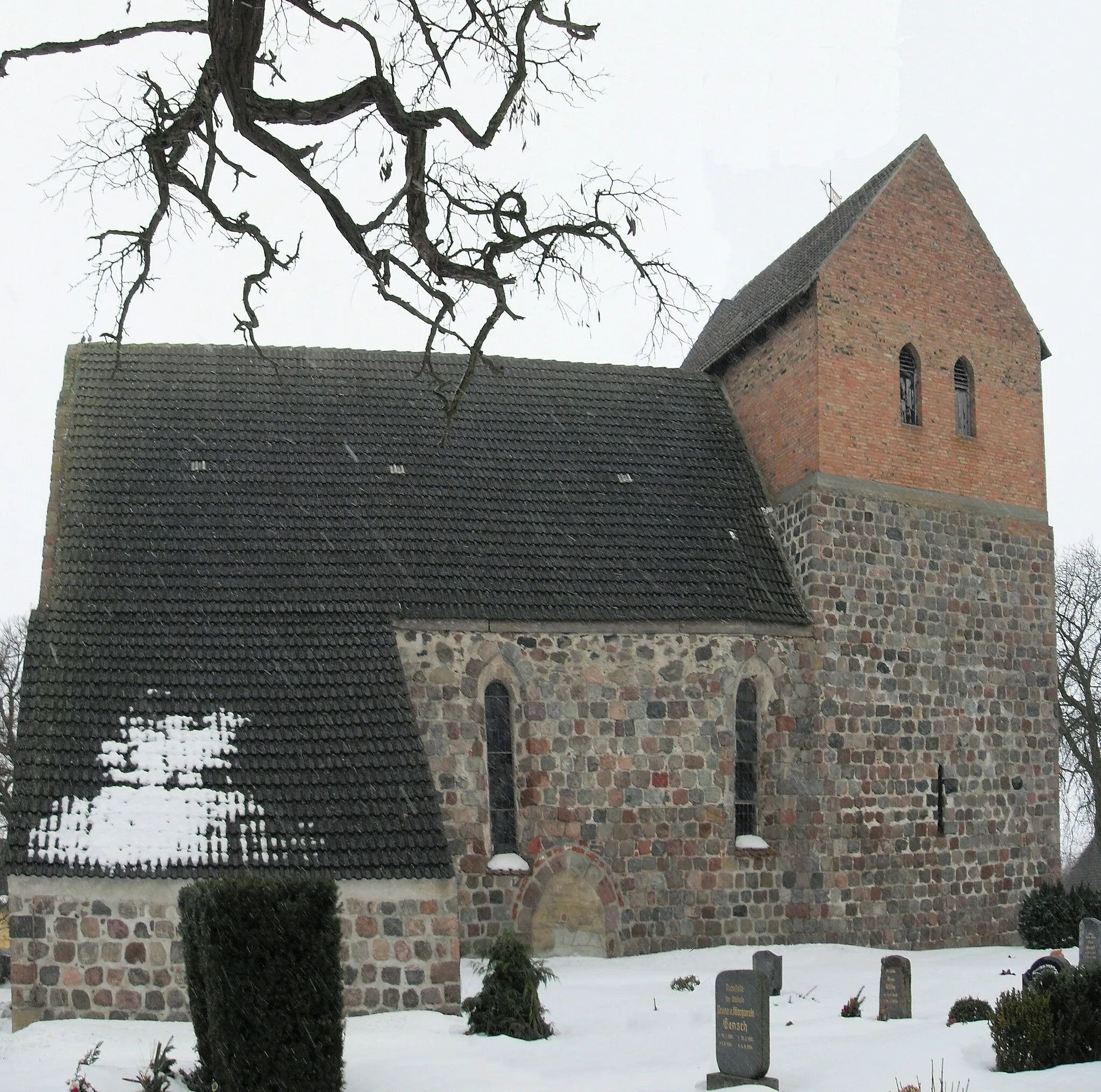 Photo showing: Kirche in Pinnow, Landkreis Uckermark, Deutschland