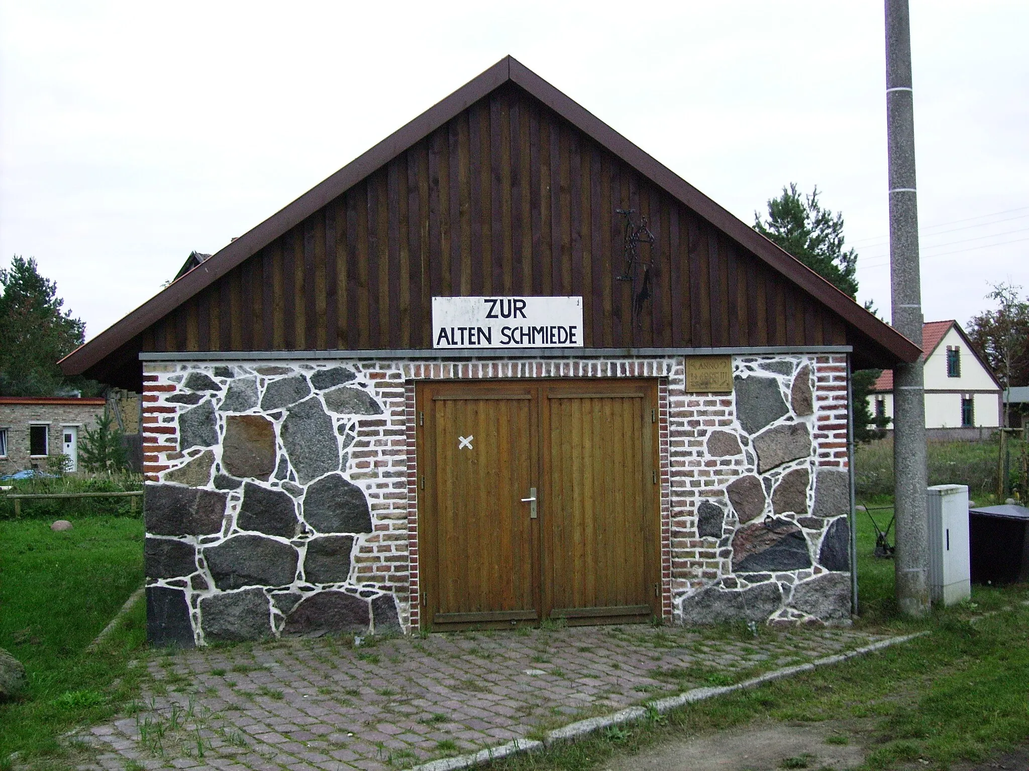 Photo showing: Alte Dorfschmiede in Gorkow aus Blickrichtung Norden.