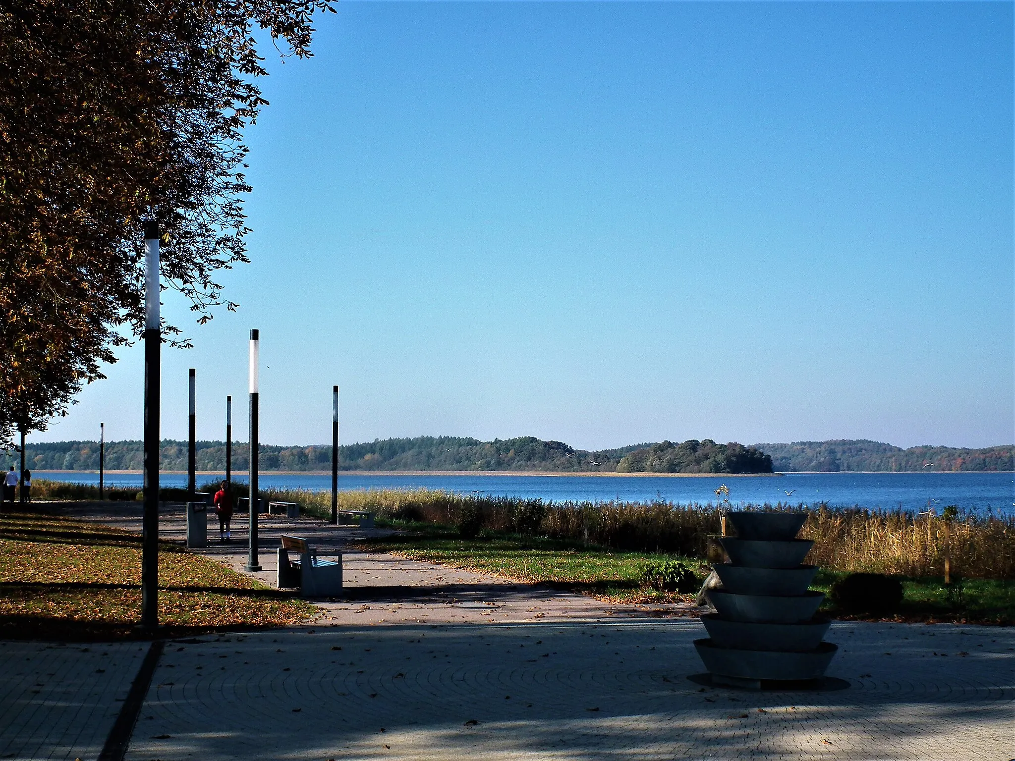 Photo showing: Jezioro Ińsko w Ińsku.
