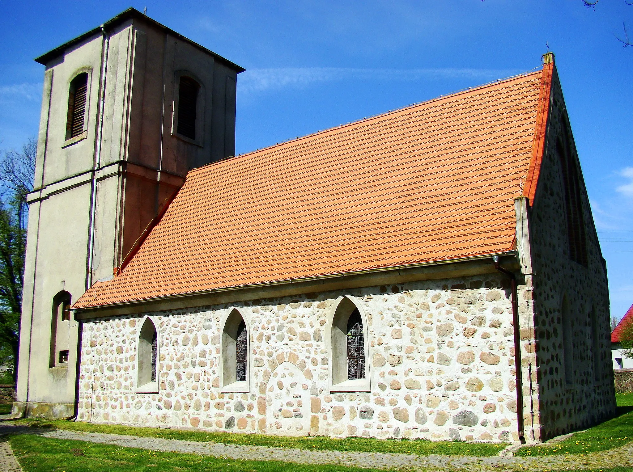 Photo showing: Kościół Św. Trójcy w Kołbaskowie, (Powiat policki, Województwo zachodniopomorskie), Polska