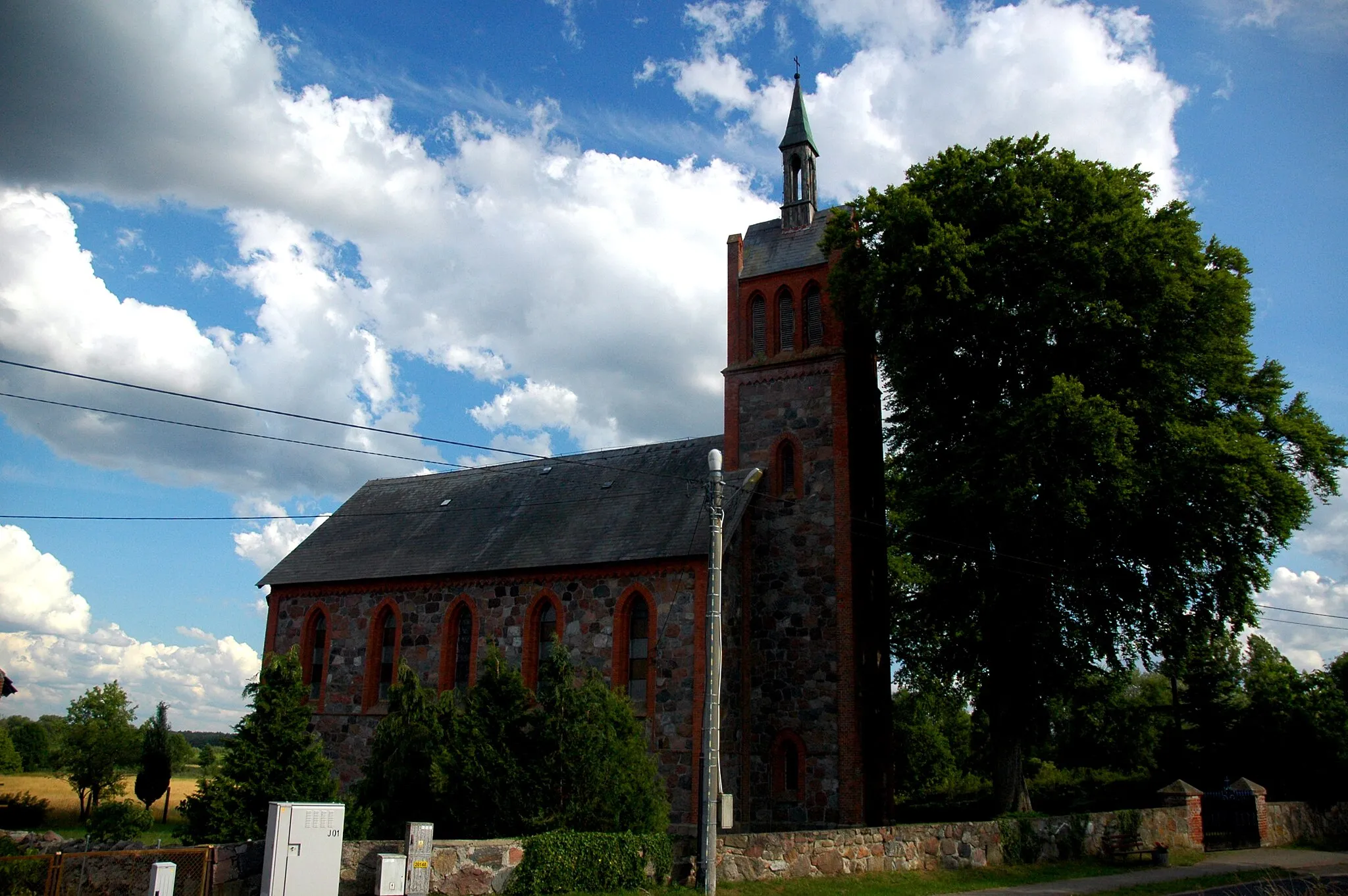 Photo showing: Kościół w Upadłych