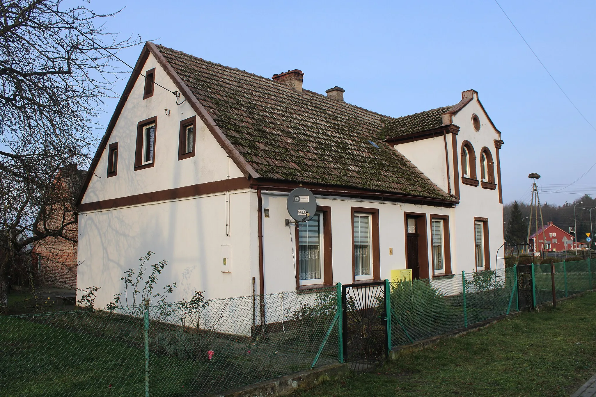 Photo showing: budynek nr 49 w Świerznie