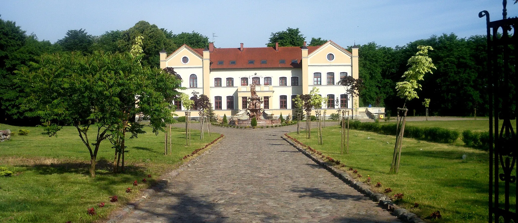 Photo showing: Pałac Słonowice