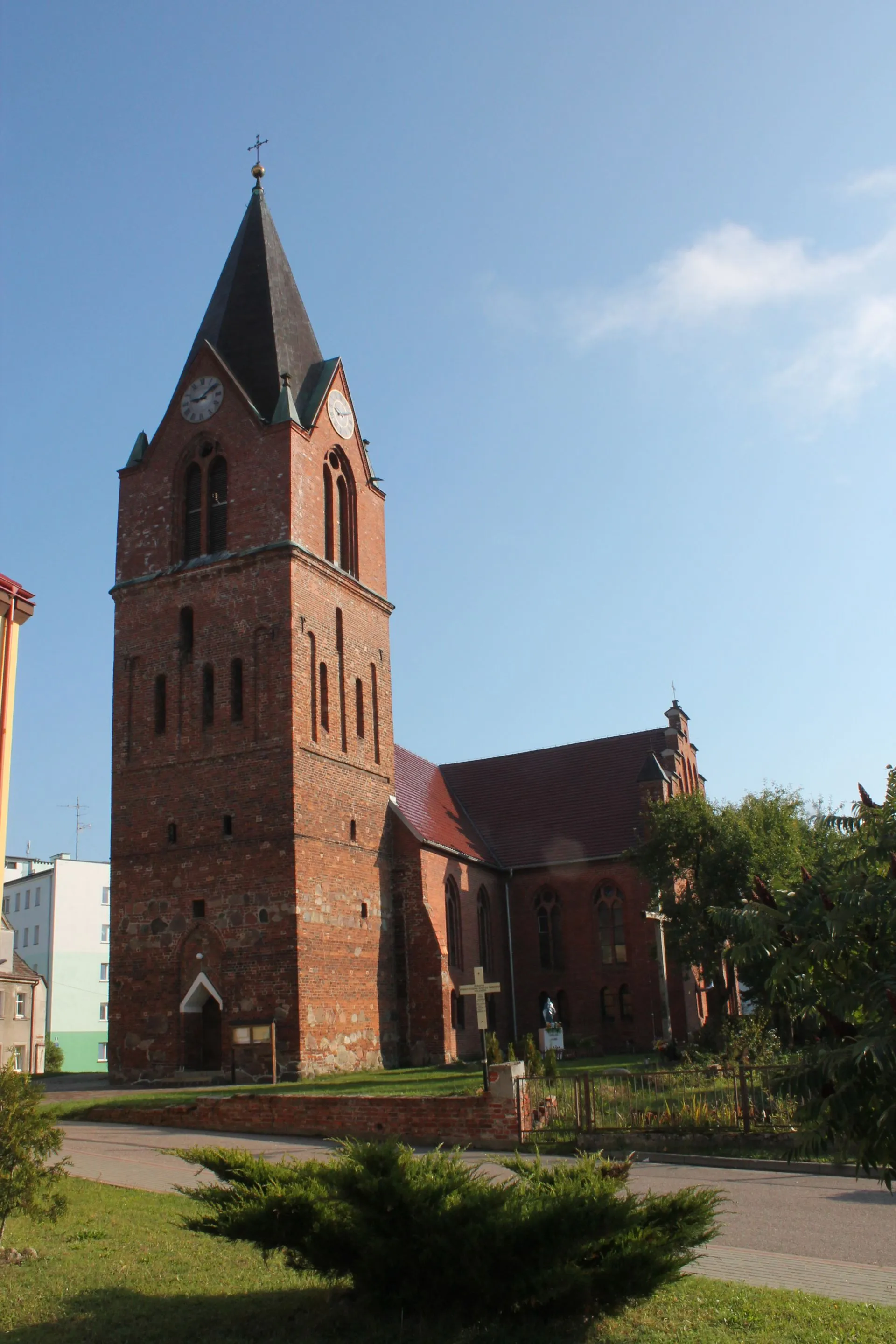 Photo showing: Polanów - kościół pomocniczy pw. Wniebowzięcia NMP (zabytek nr 538)