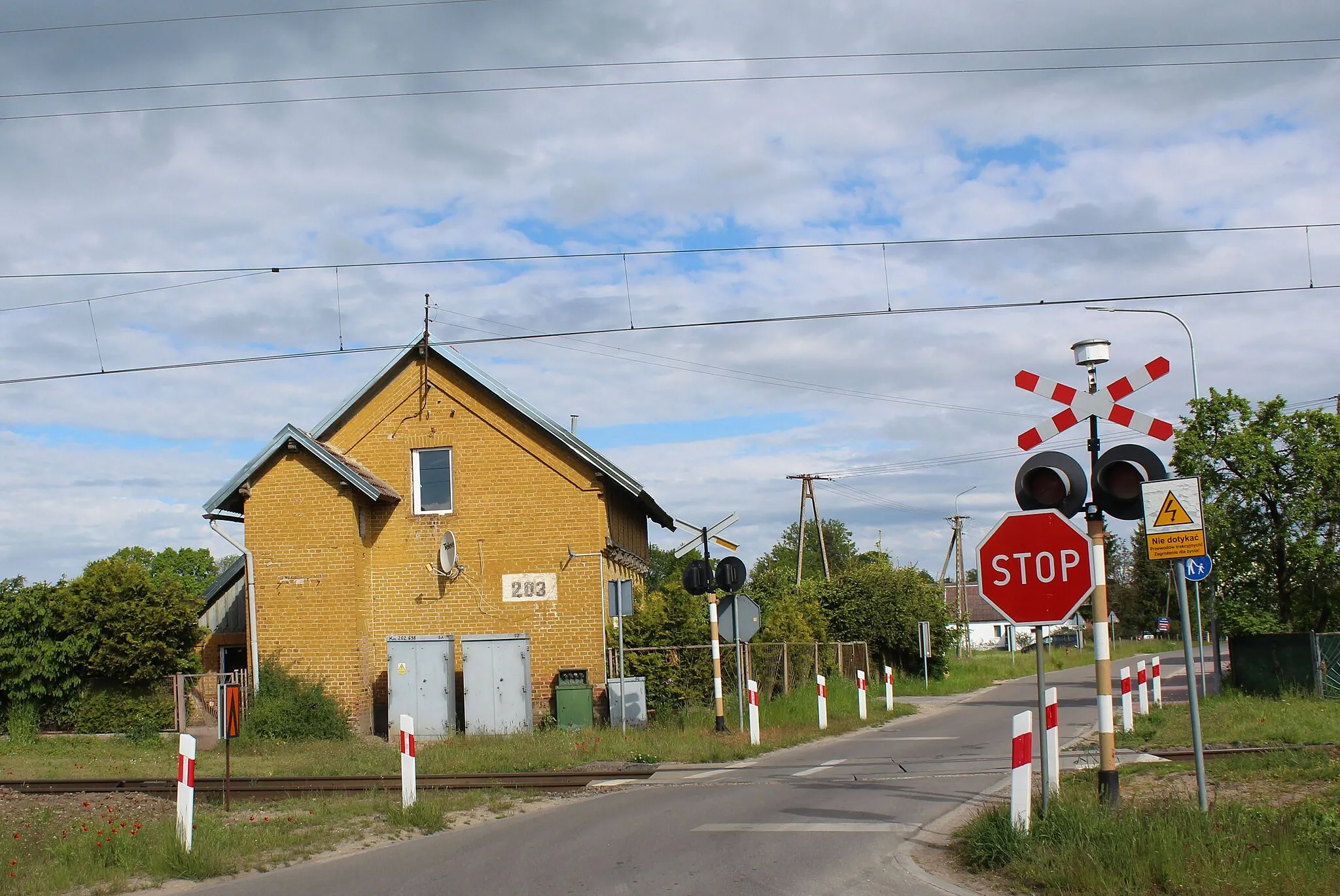 Photo showing: Posterunek ruchu kolejowego w Niekłonicach