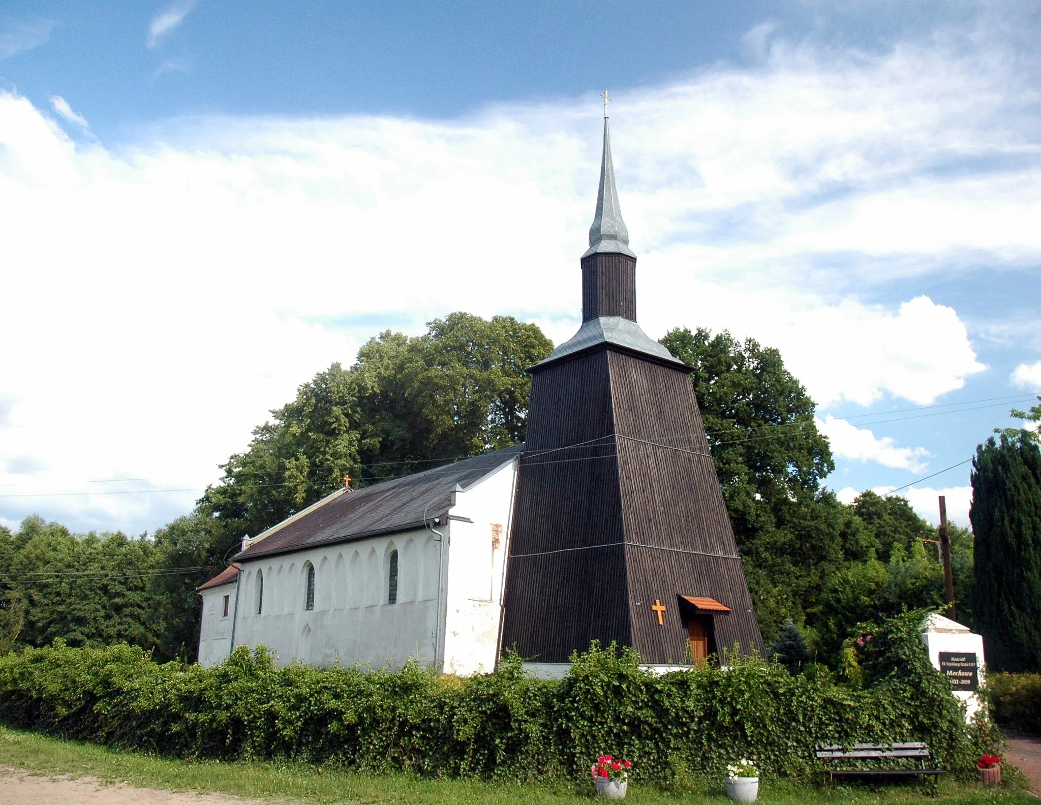 Photo showing: Mechowo - kościół