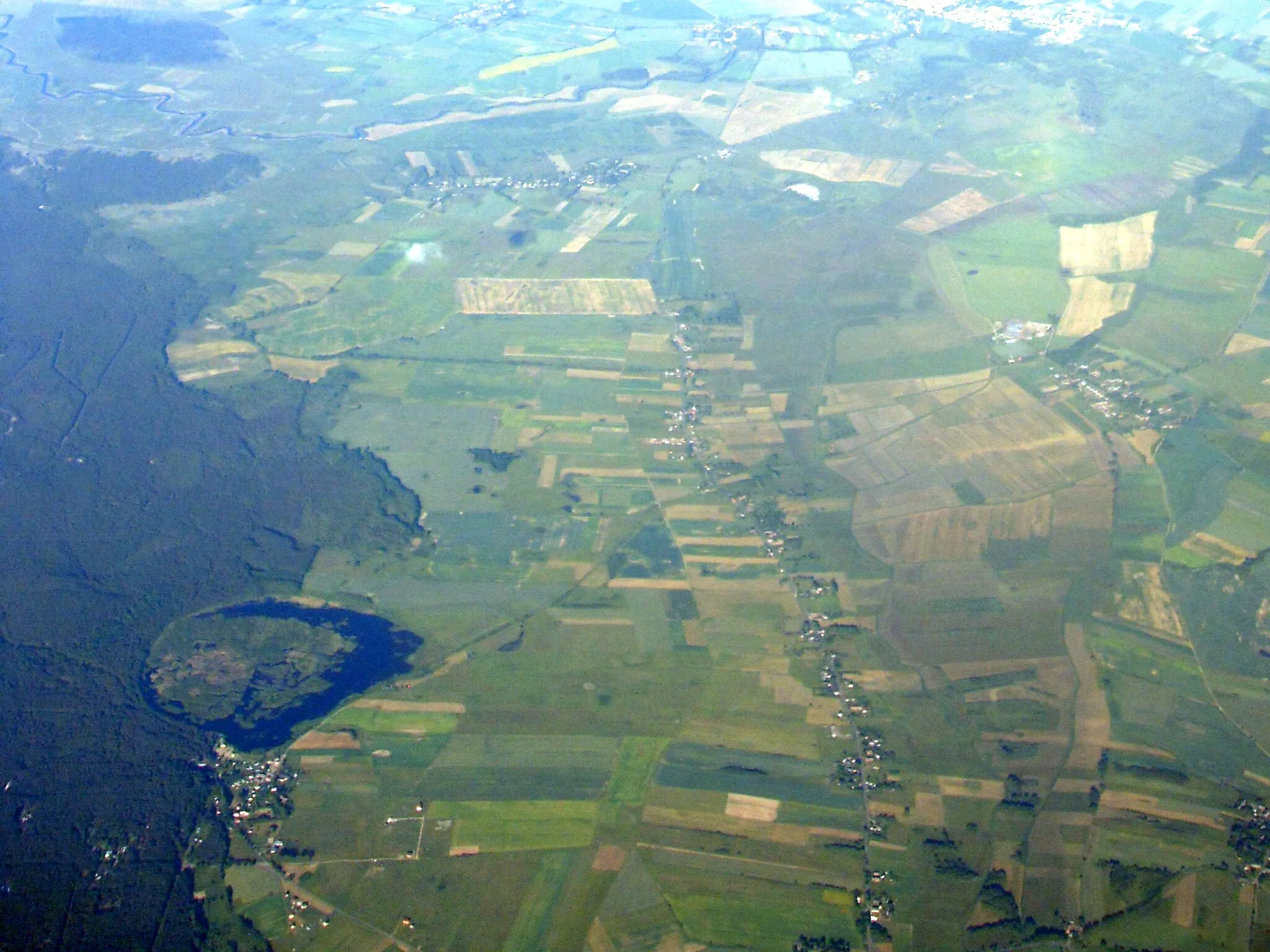 Photo showing: Wybrzeże Trzebiatowskie z widocznym jeziorem Konarzewo.