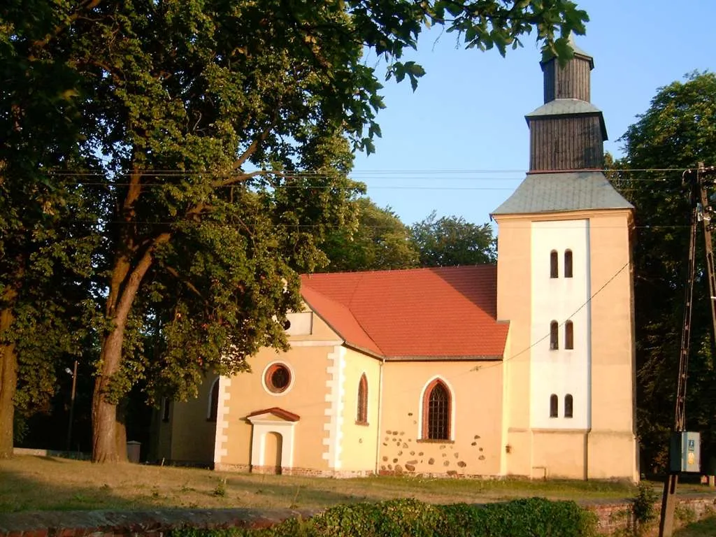 Photo showing: Karnice - kościół św. Stanisława Kostki
This is a photo of an object of cultural heritage inscribed in the registry of the West Pomeranian Voivodeship with number 224.