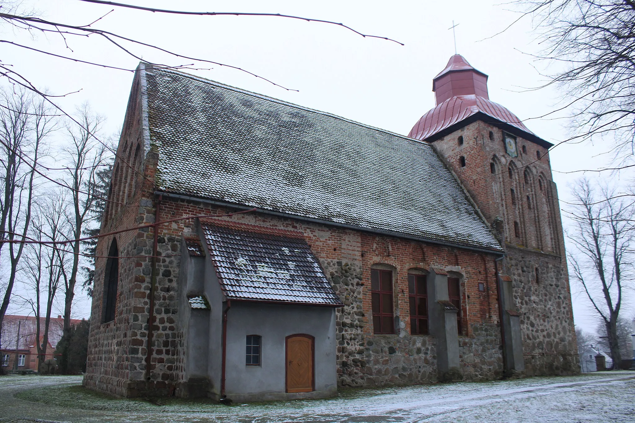 Photo showing: Kościół pw. Chrystusa Króla w Gosławiu