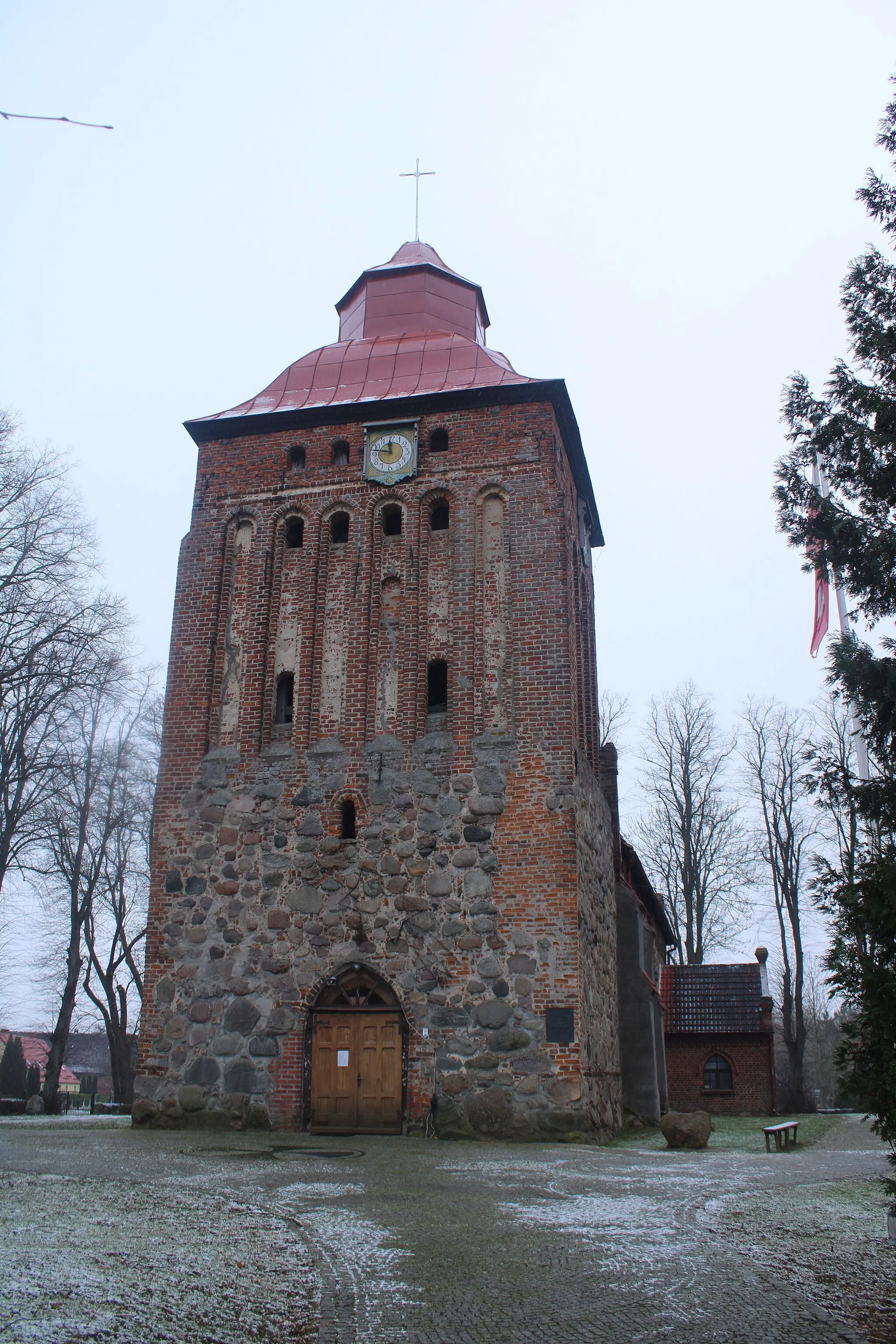 Photo showing: Kościół pw. Chrystusa Króla w Gosławiu