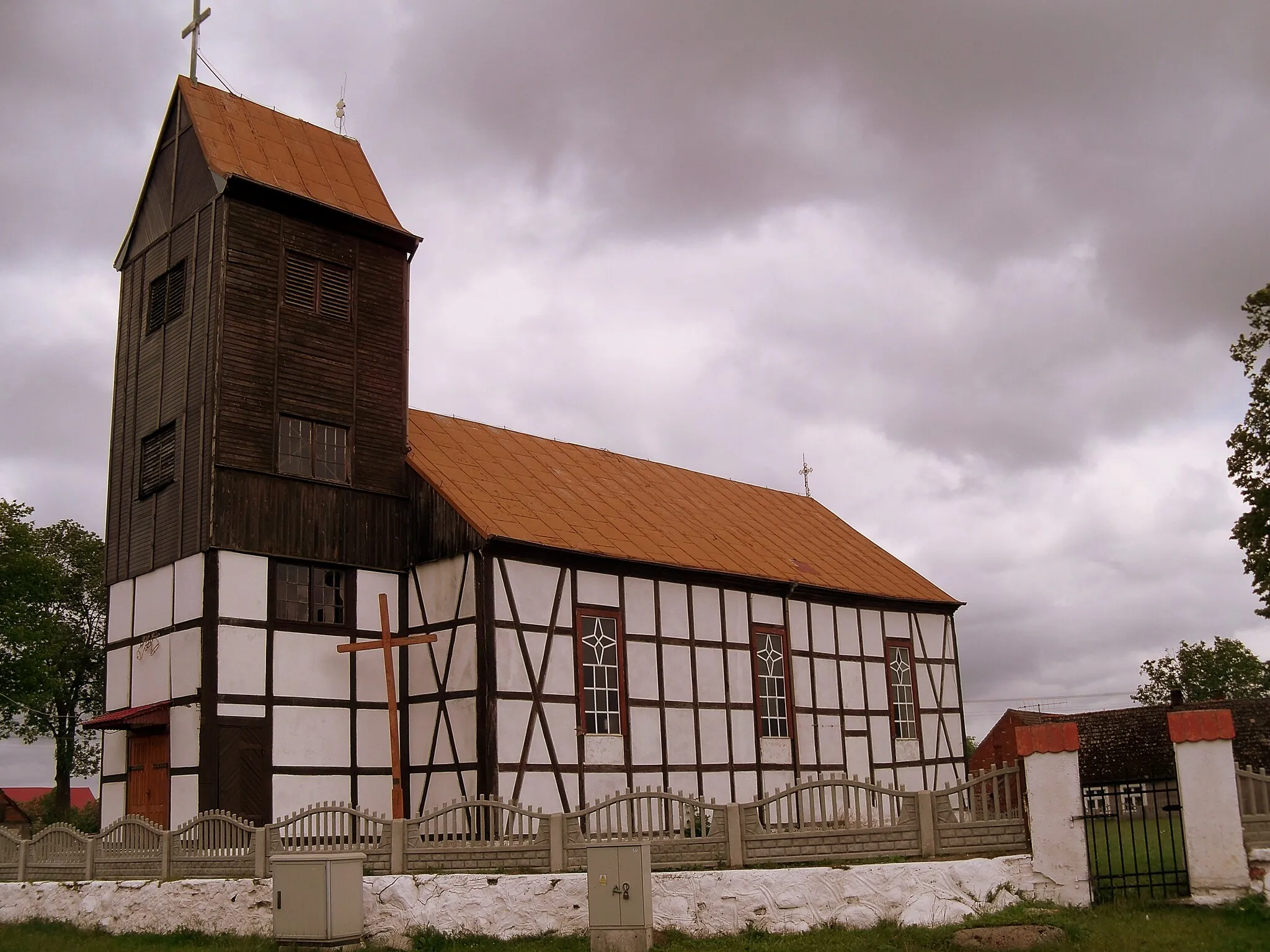 Photo showing: Białogórzyno - kościół Wniebowzięcia NMP