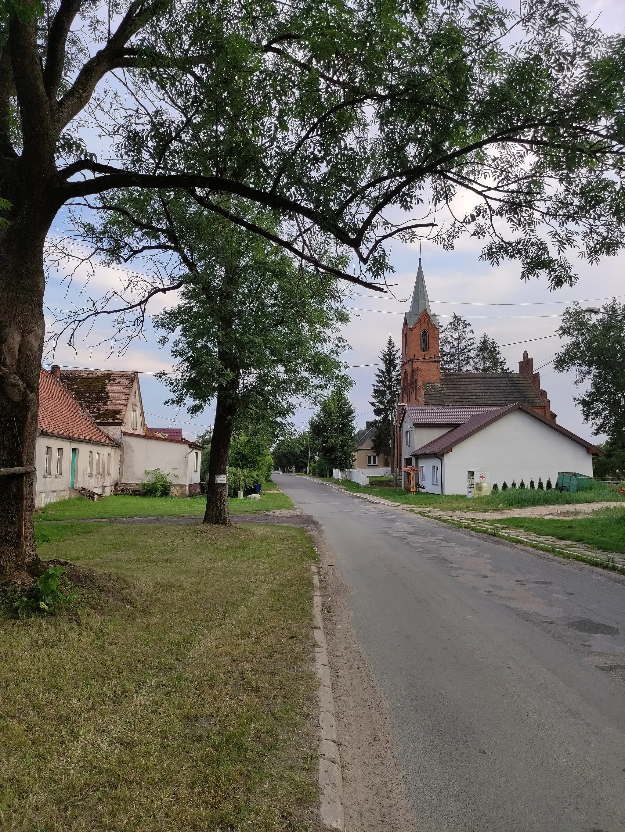 Photo showing: Żeliszewo, gmina Recz. Widok zabudowań.