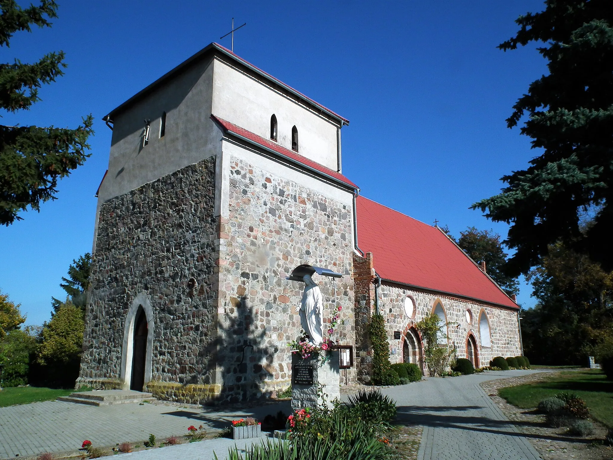 Photo showing: Kościół św. Jana Kantego w Wapnicy, pow. stargardzki.