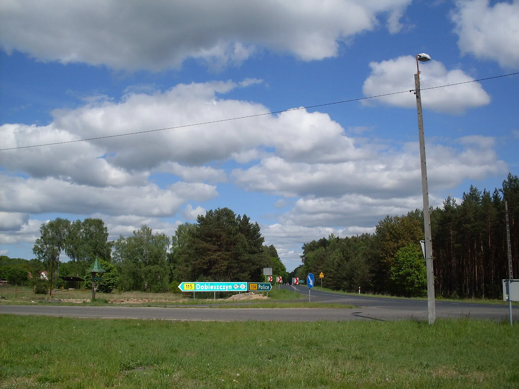 Photo showing: Tanowo - silniční křižovatka nedaleko od hranice s Německem, Polsko