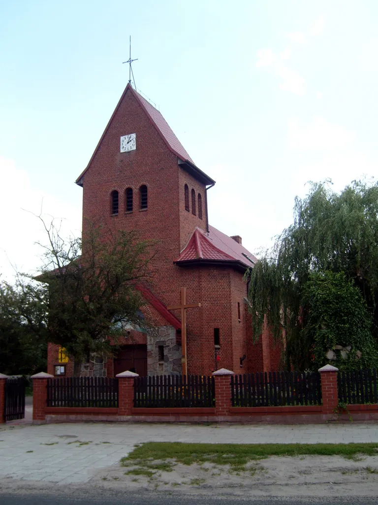 Photo showing: The church in Stobno, Poland