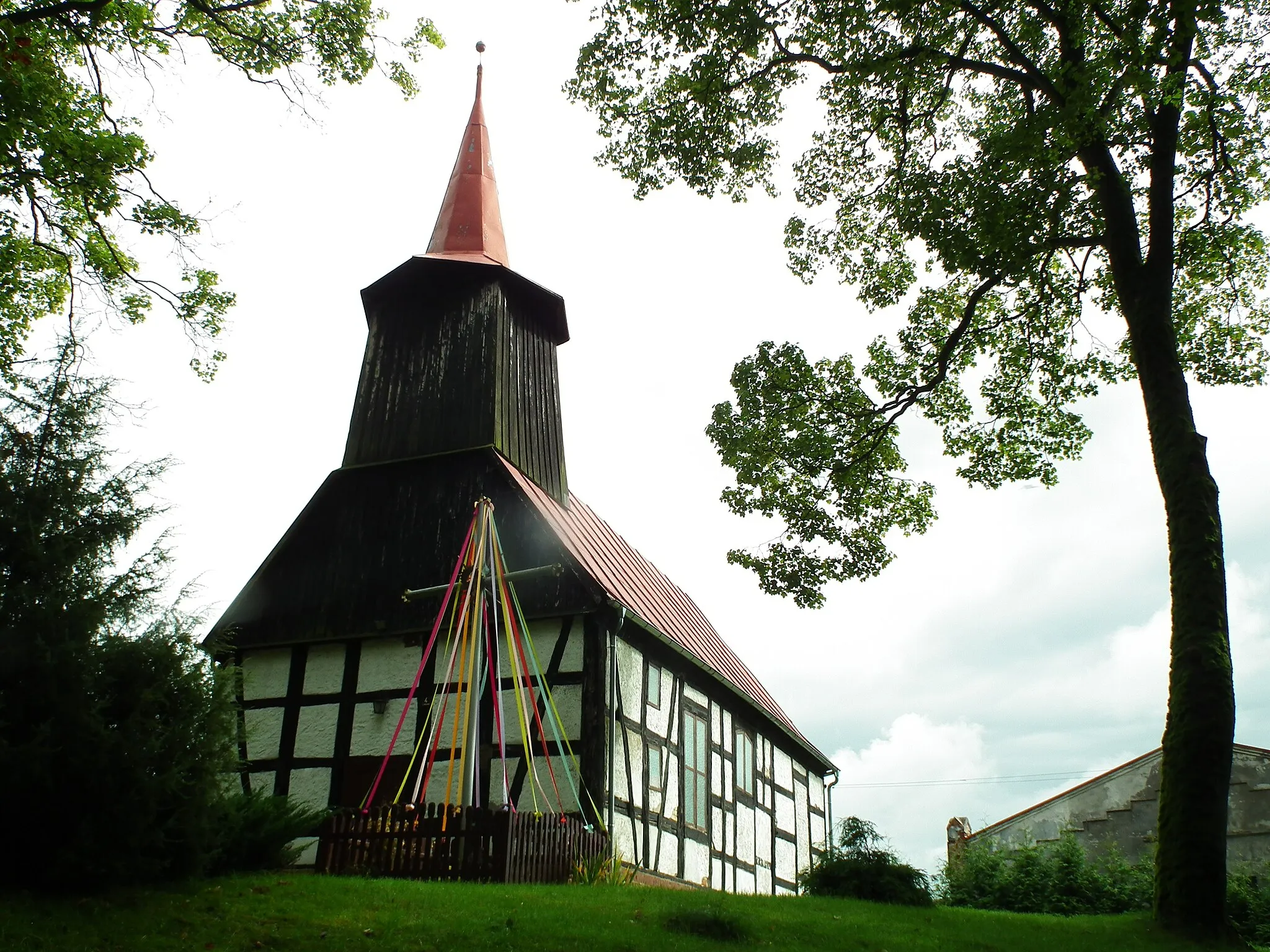 Photo showing: Kościół św. Antoniego Padewskiego w St. Worowie.