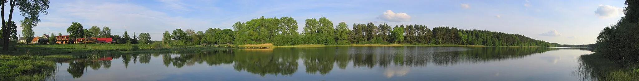 Photo showing: Panorama of the lake Machliny Małe (near Machliny, Poland)