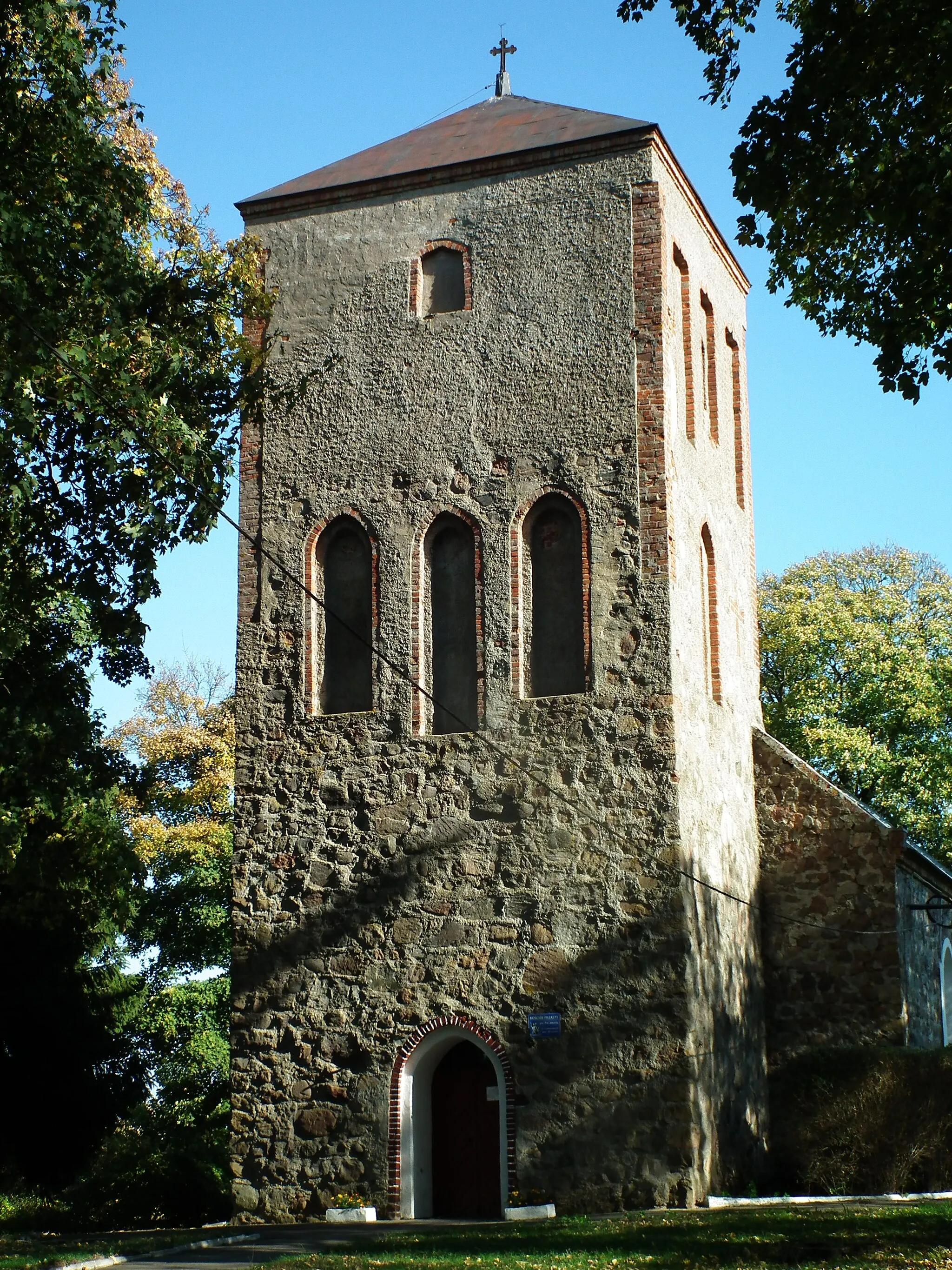 Photo showing: Kościół św. Józefa w Lubieniowie – rzymskokatolicki kościół filialny zlokalizowany w Lubieniowie w województwie zachodniopomorskim, w powiecie choszczeńskim, w gminie Recz.