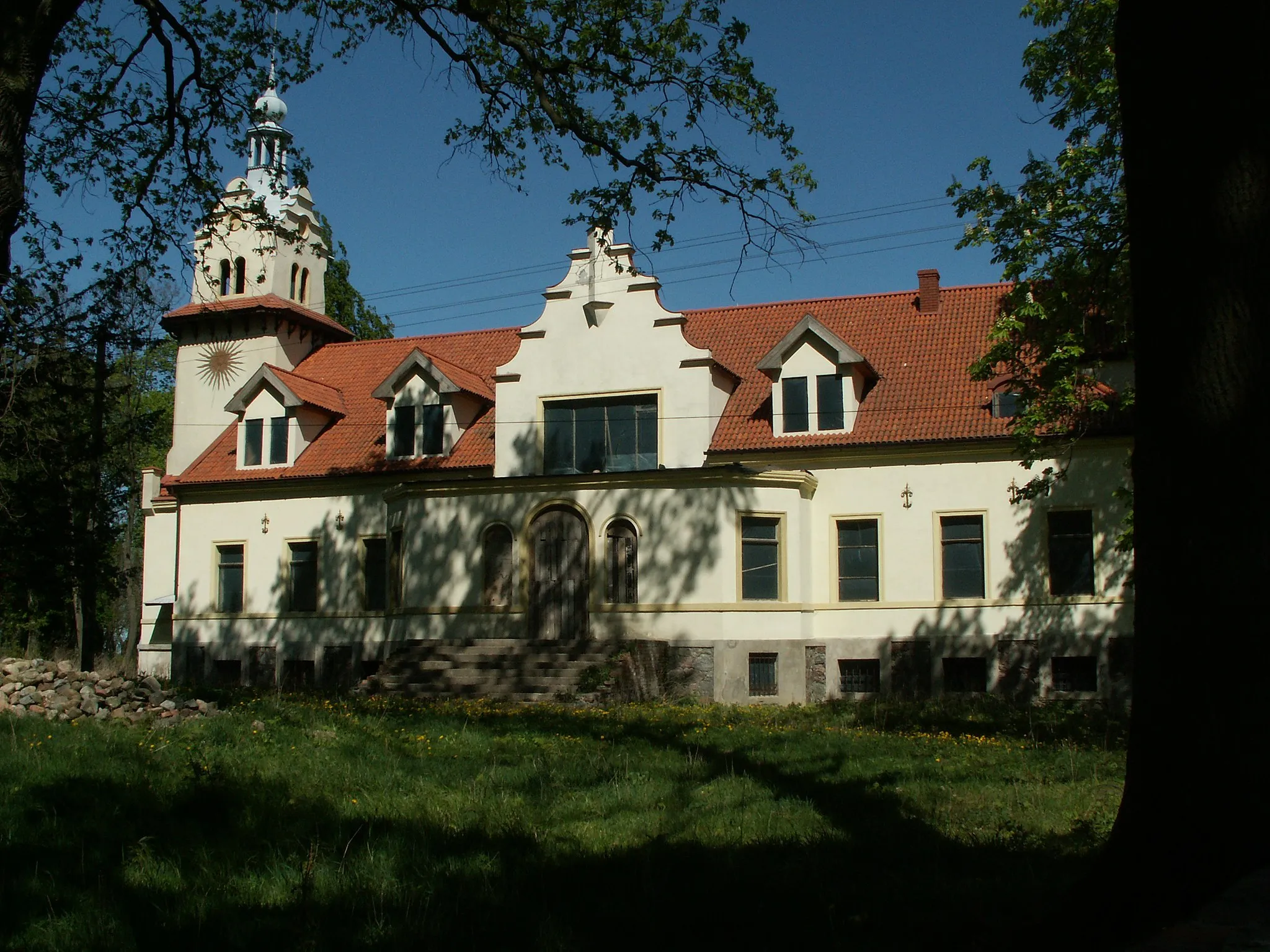 Photo showing: reconstruction of ruined palace of the end of XIX century (1842) Laskowo district Przelewice