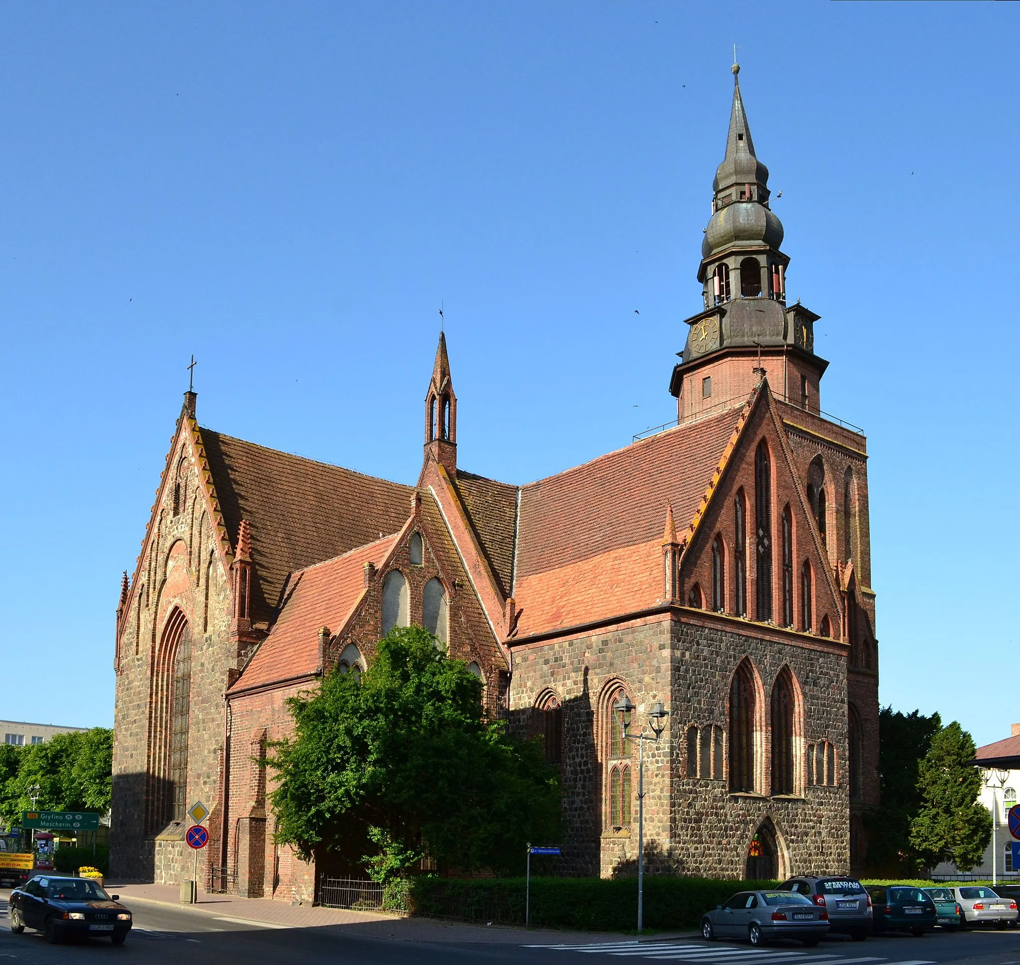 Photo showing: Kościół Narodzenia Najświętszej Maryi Panny w Gryfinie