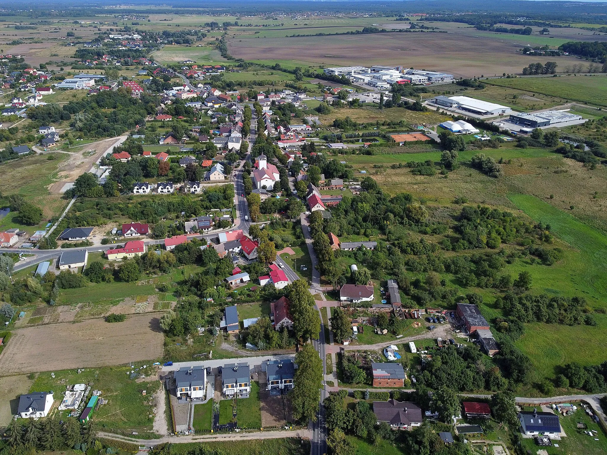 Photo showing: Dołuje (widok od strony południowej)
