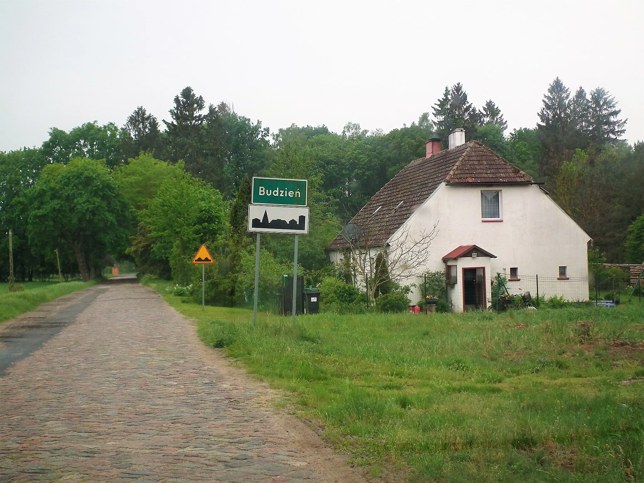 Photo showing: Wieś Budzień w gm. Stepnica.