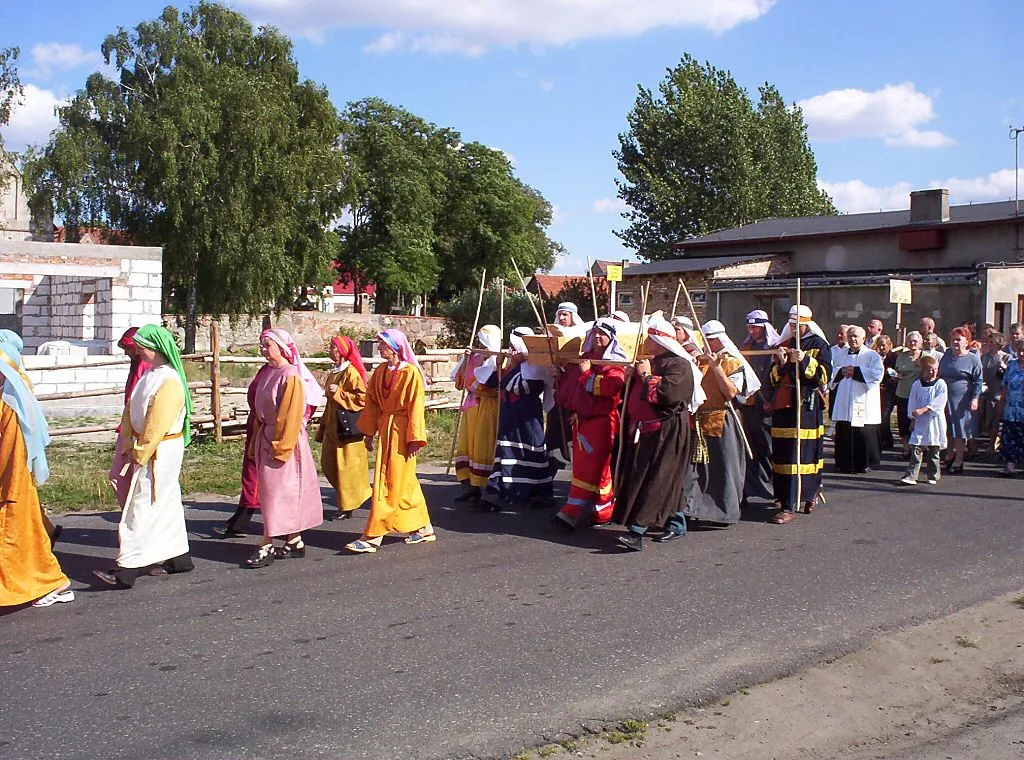 Photo showing: Brzesko koło Pyrzyc - procesja "Pogrzeb Maryi"