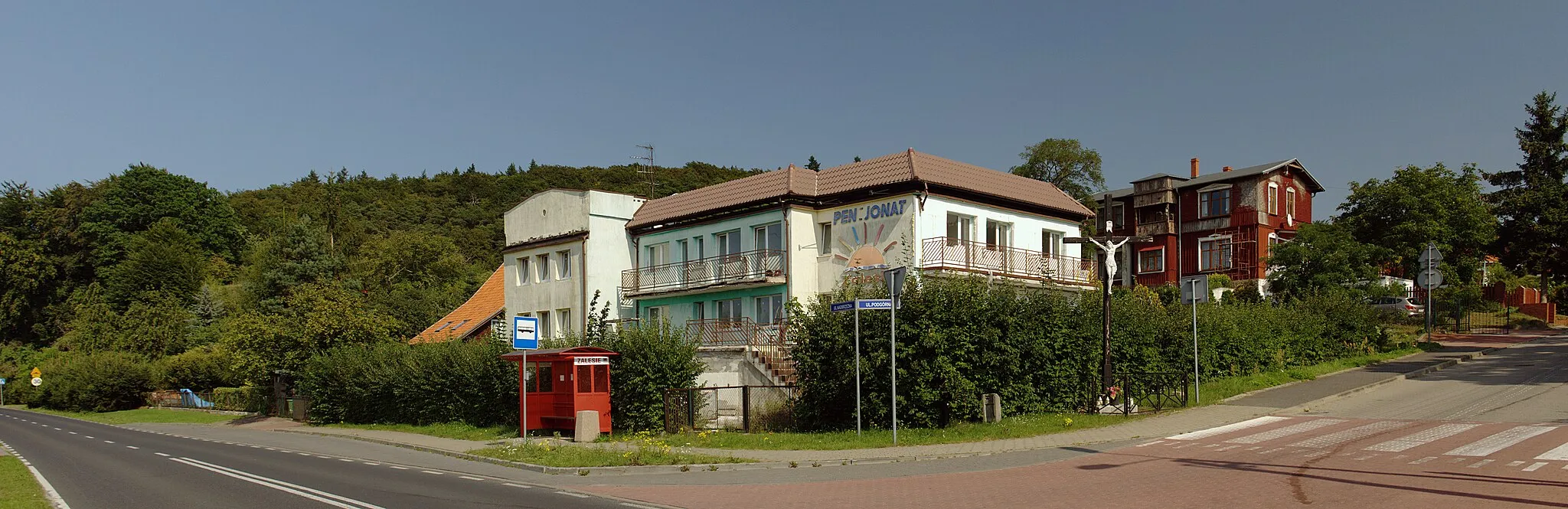 Photo showing: Skrzyżowanie ulic Podgórnej i Nadbrzeżnej w Wicku