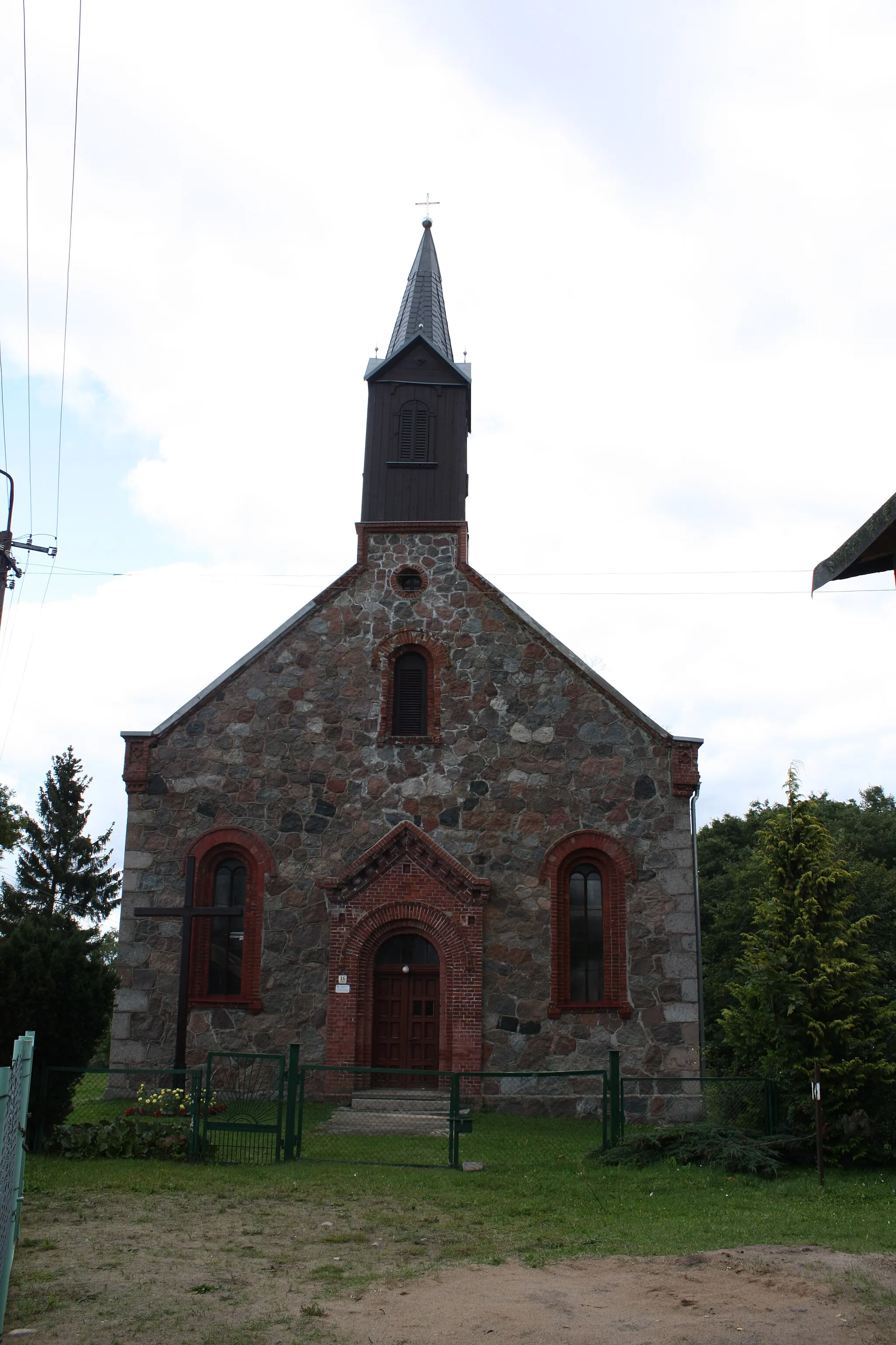 Photo showing: Kościół MB Częstochowskiej w Głodowej