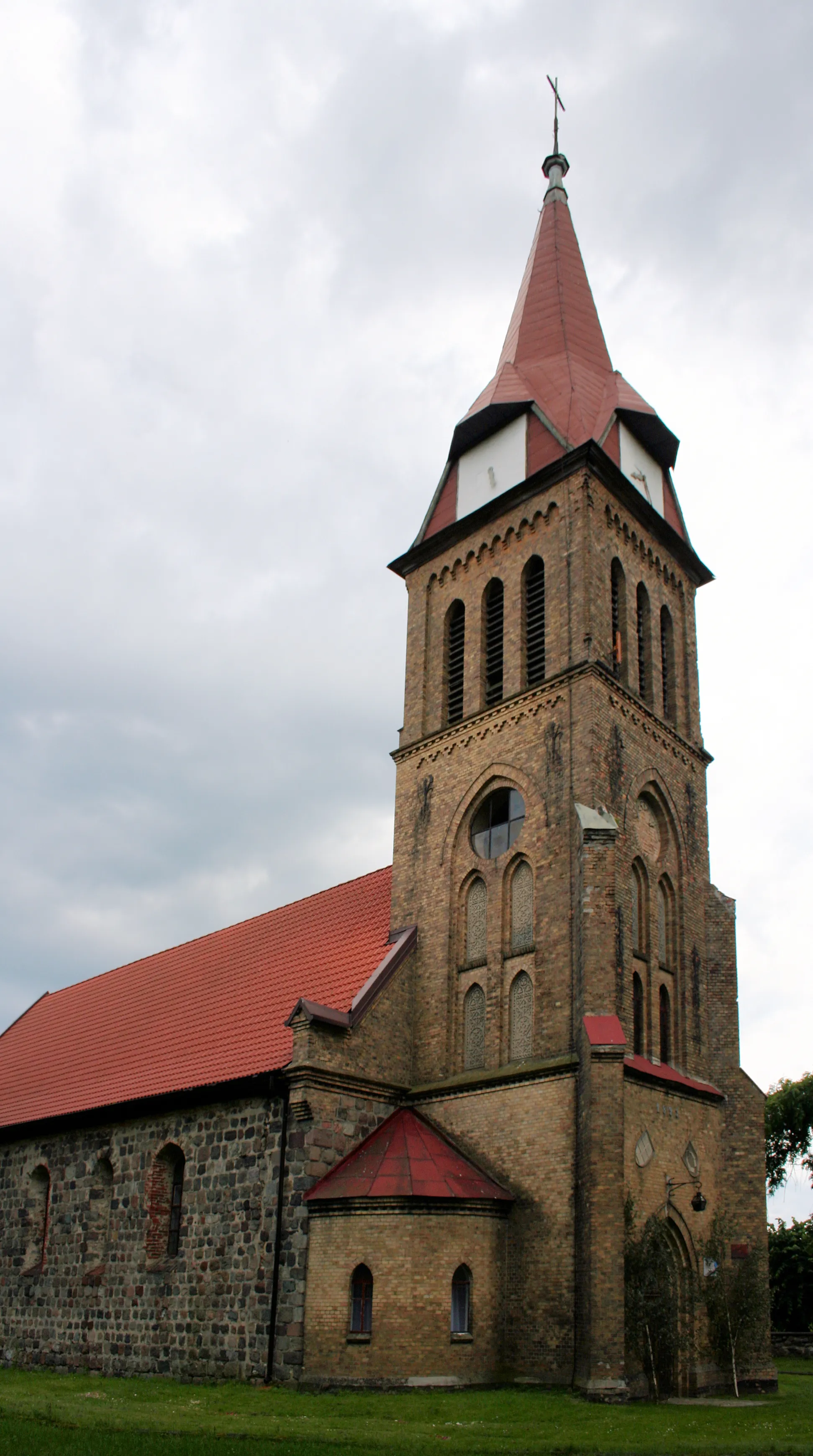 Photo showing: Church in Goszkow, West Pomeranian Voivodeship