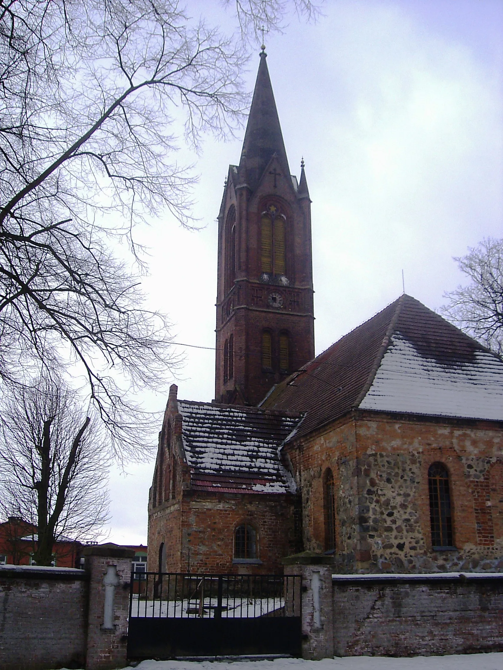 Photo showing: Kamień Wielki - kościół parafialny pw. św. Antoniego z XIV/XV, XIX w. (zabytek nr 636/63 i 88)