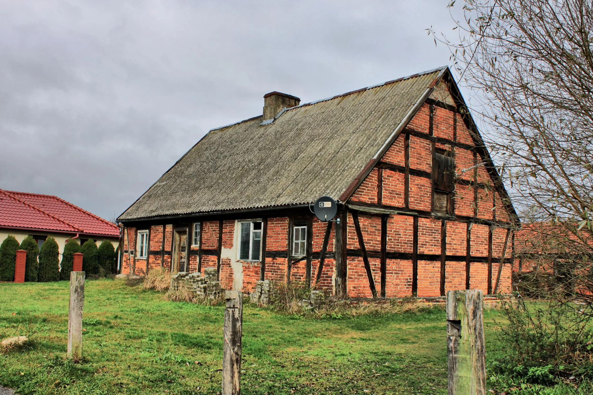 Photo showing: Dom o konstrukcji szachulcowej w Mironicach