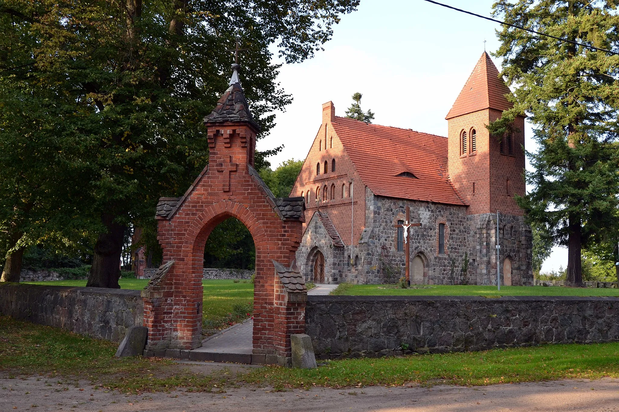 Photo showing: Chełm Dolny - kościół NSPJ