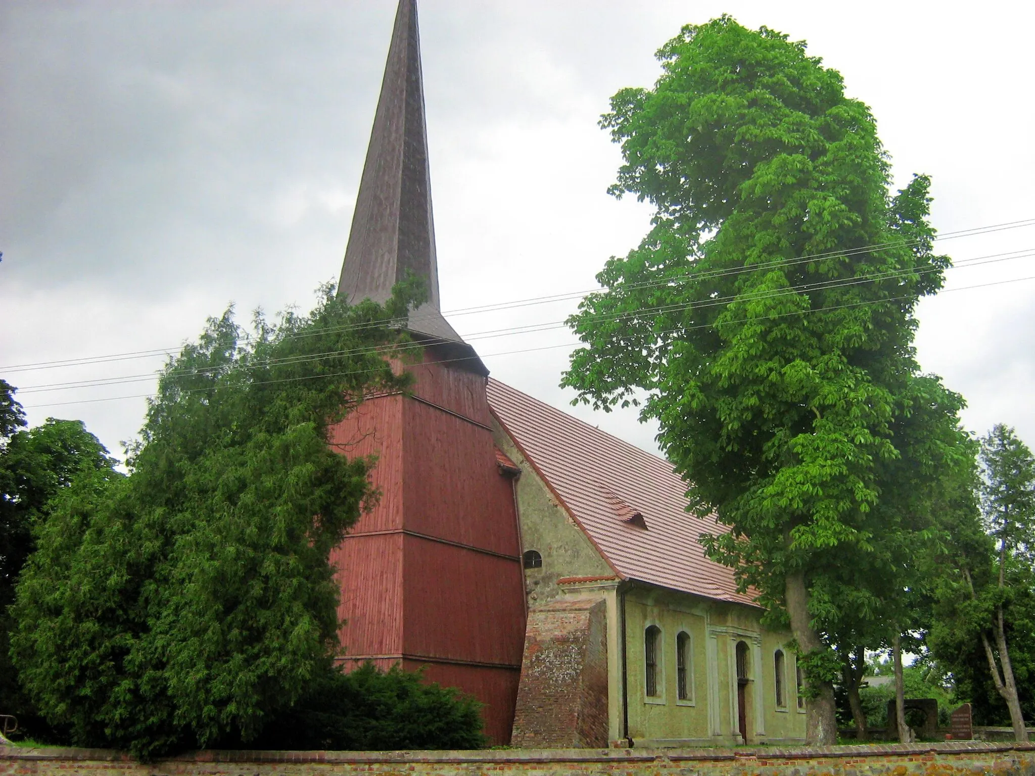 Photo showing: Kościół Narodzenia Najświętszej Marii Panny z XVI wieku w Jarszewie