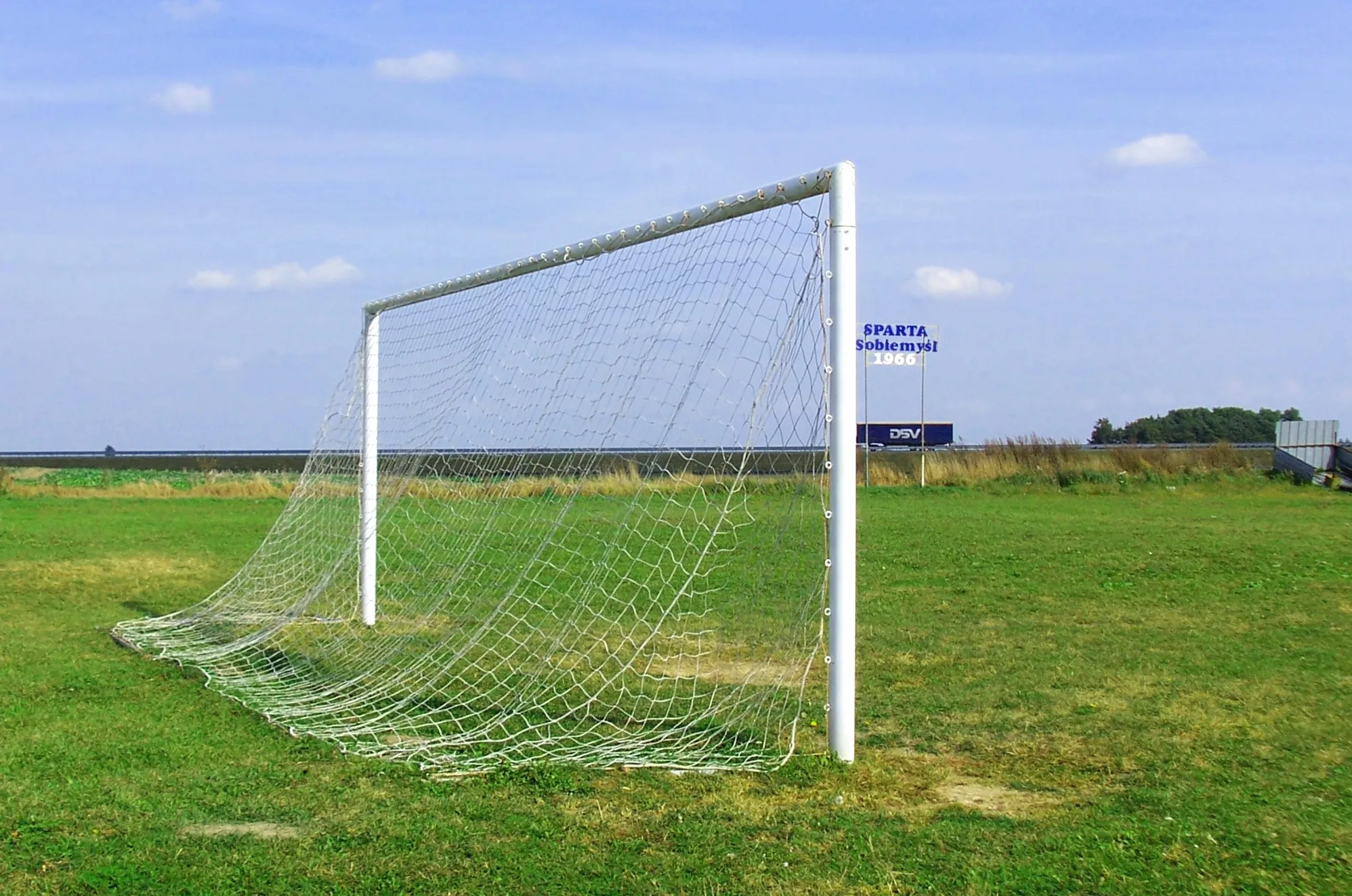 Photo showing: Pusta bramka - marzenie naszych reprezentantów