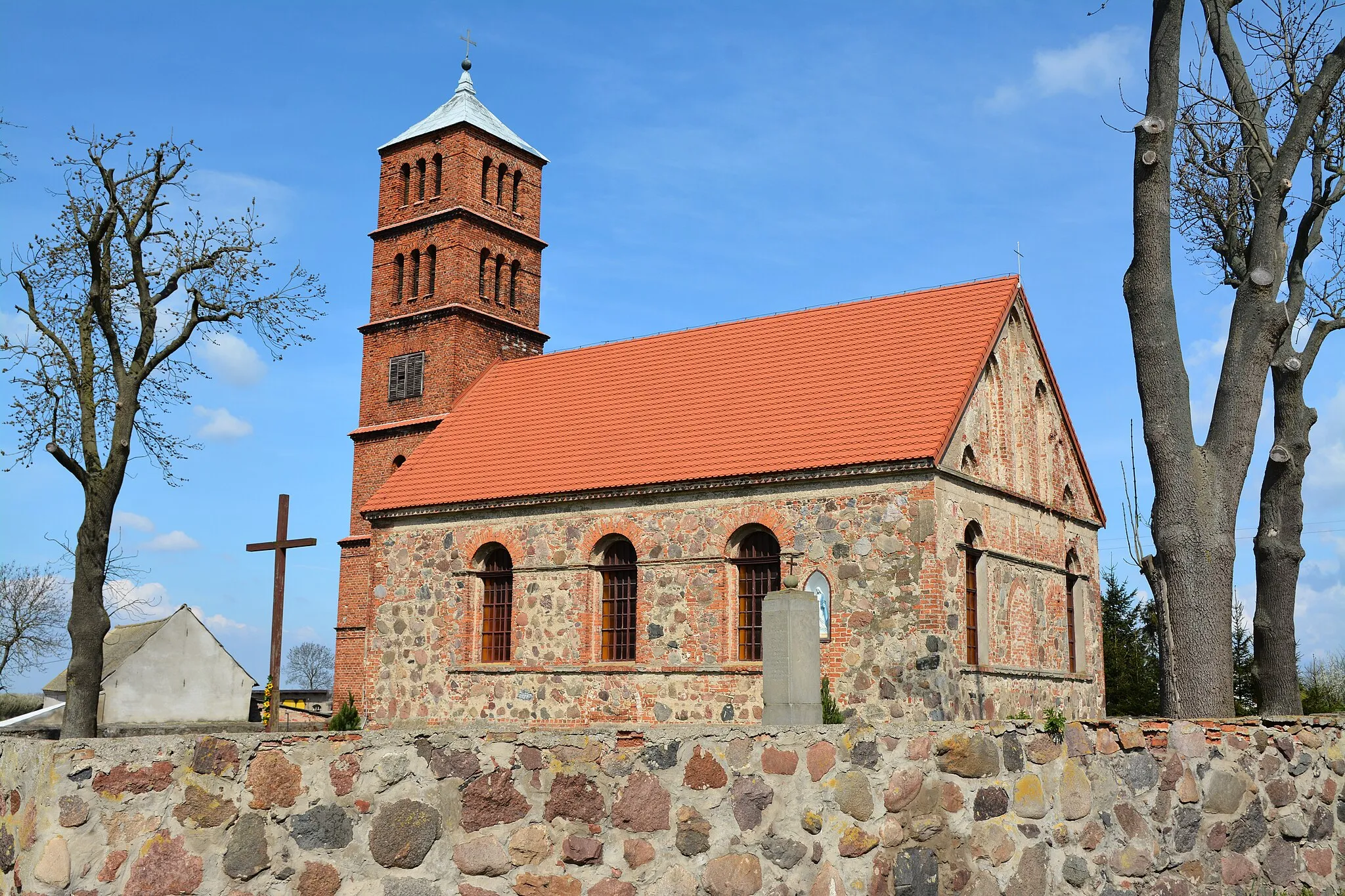 Photo showing: Turze - rzymskokatolicki kościół filialny p.w. Najświętszego Zbawiciela