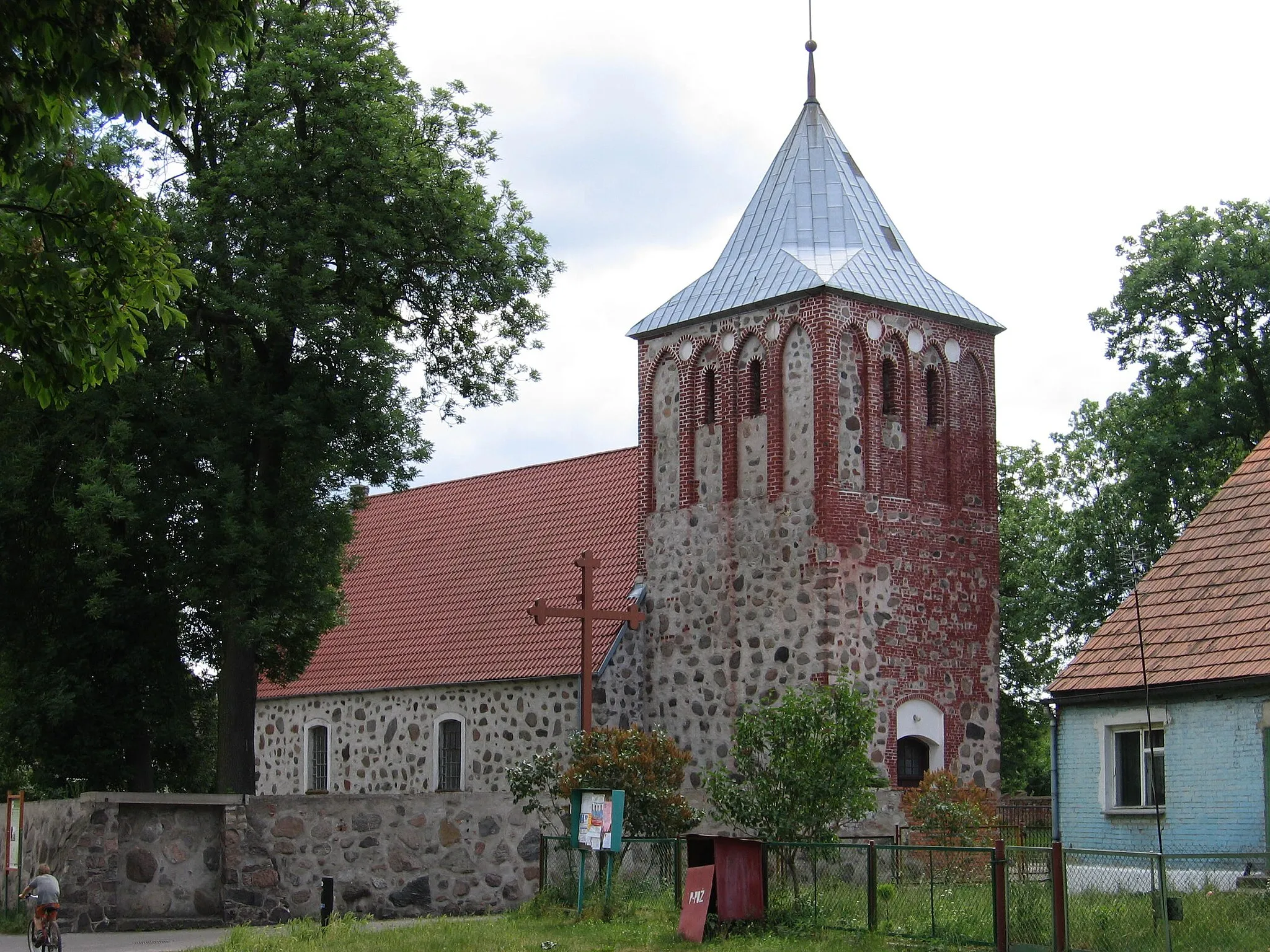 Photo showing: Witkowo Drugie - kościół pw. MB Różańcowej (zbudowany w końcu XV w.)