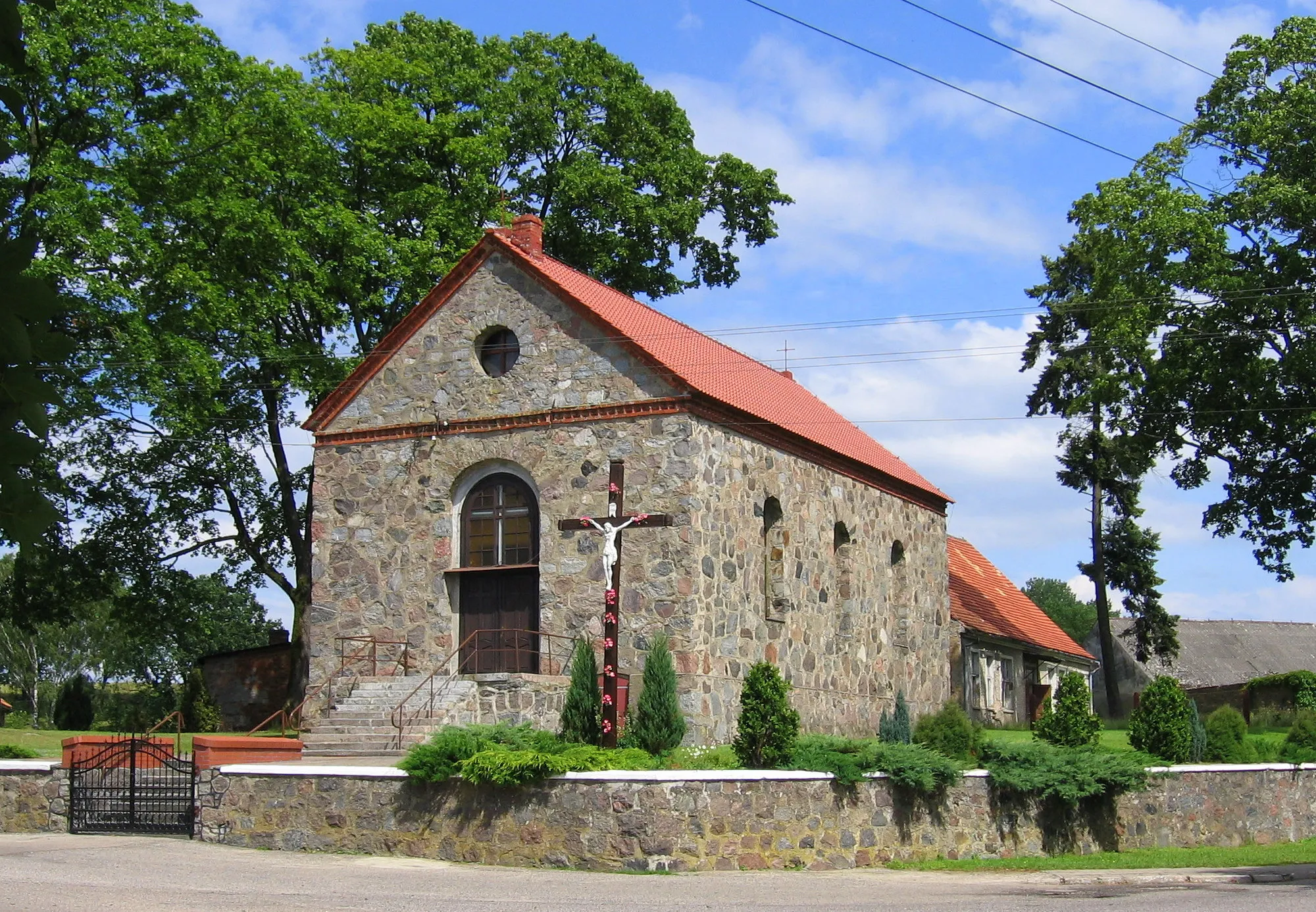 Photo showing: St. Mary of the Assumption Roman Catholic Church in Nowe Worowo, Poland