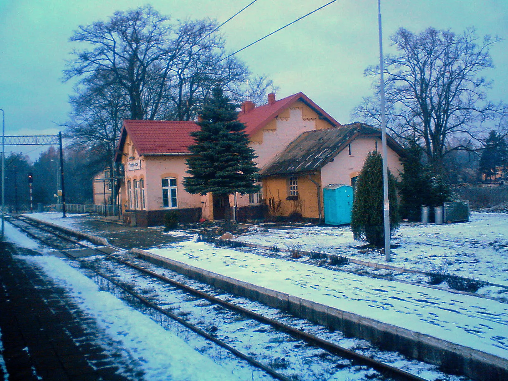 Photo showing: Przystanek kolejowy w Turowie Pomorskim.