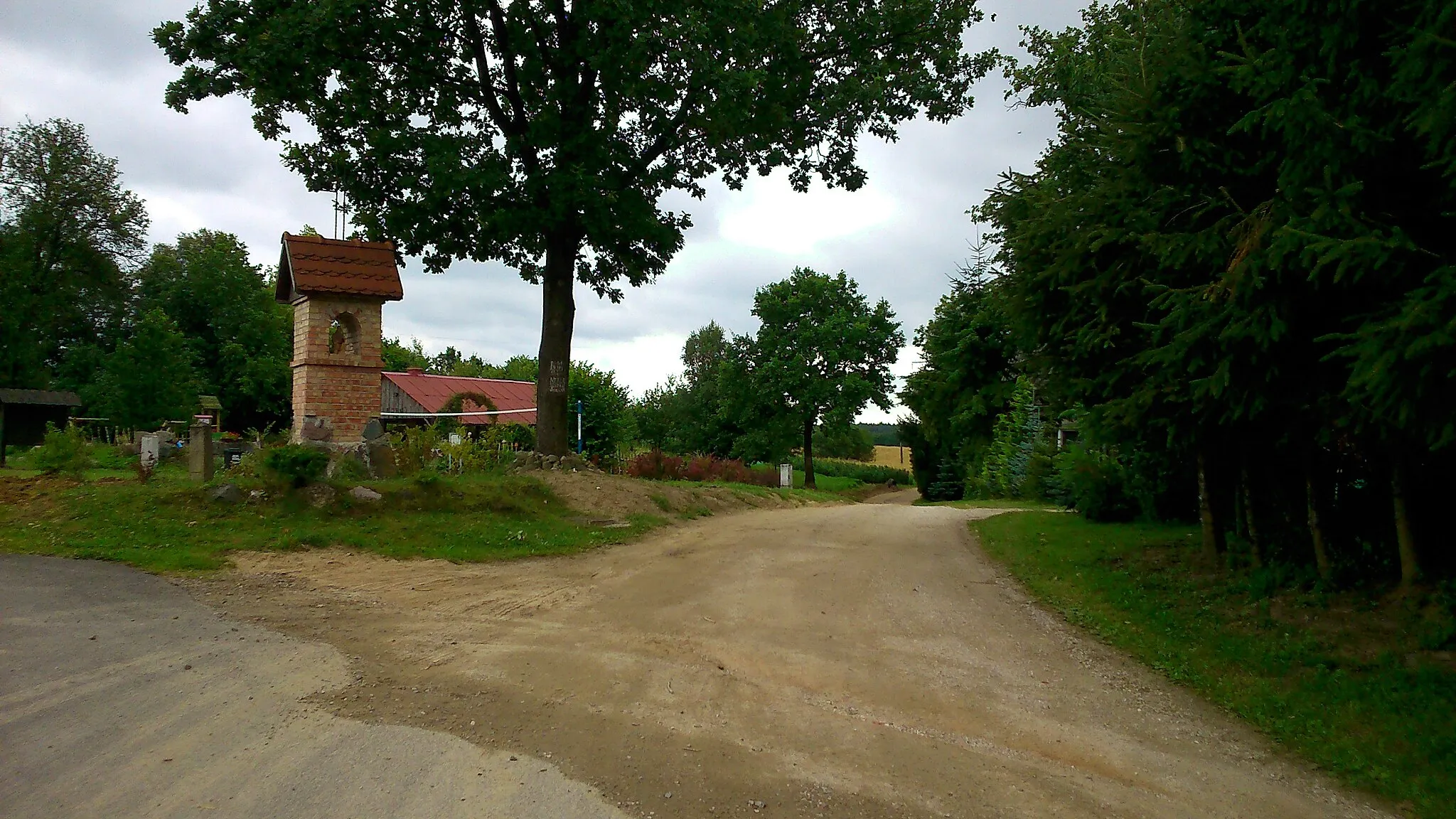 Photo showing: Crossroad in Żelisławie, Poland.