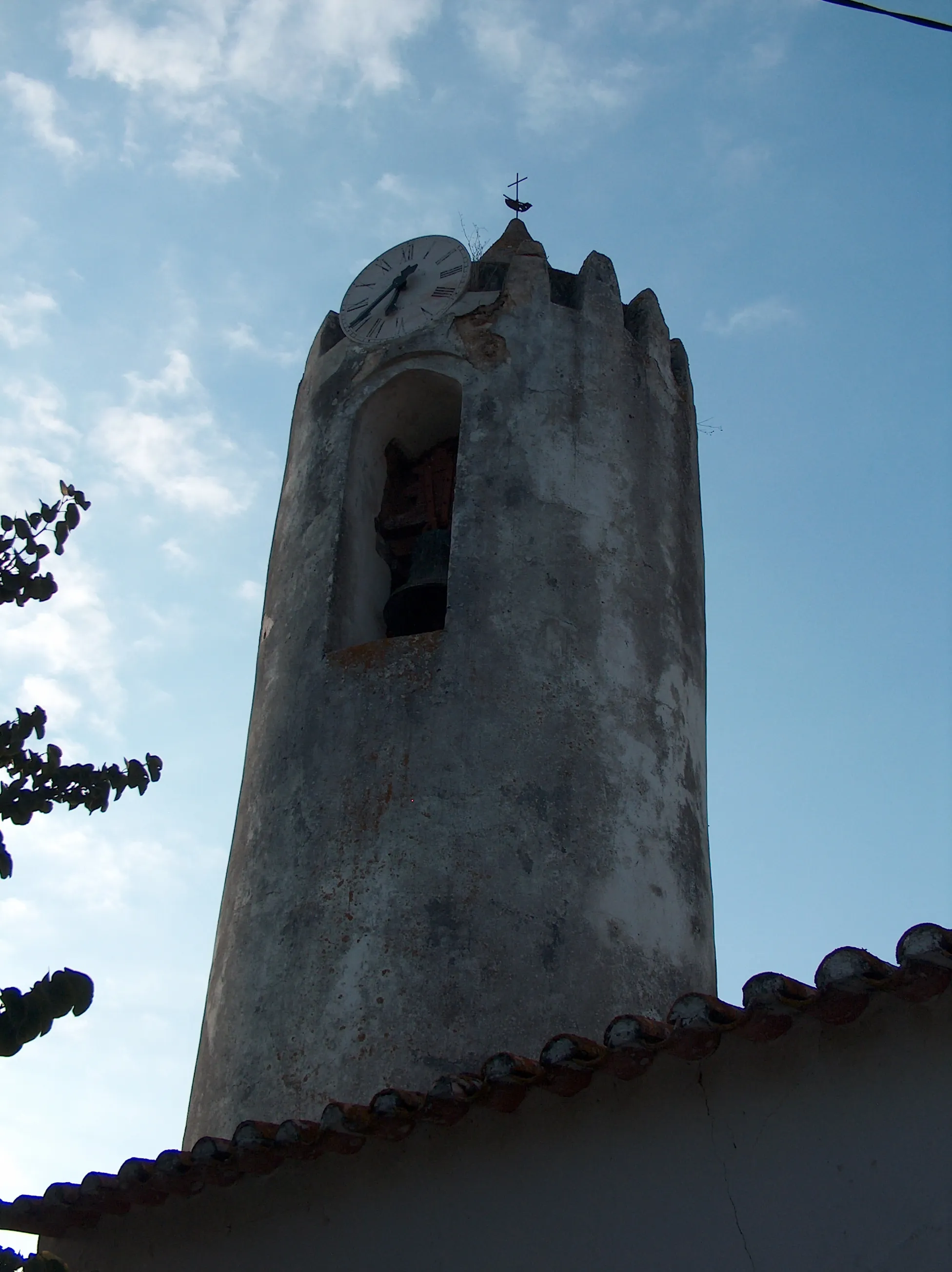 Photo showing: Igreja de São João da Ribeira e Torre Mourisca
