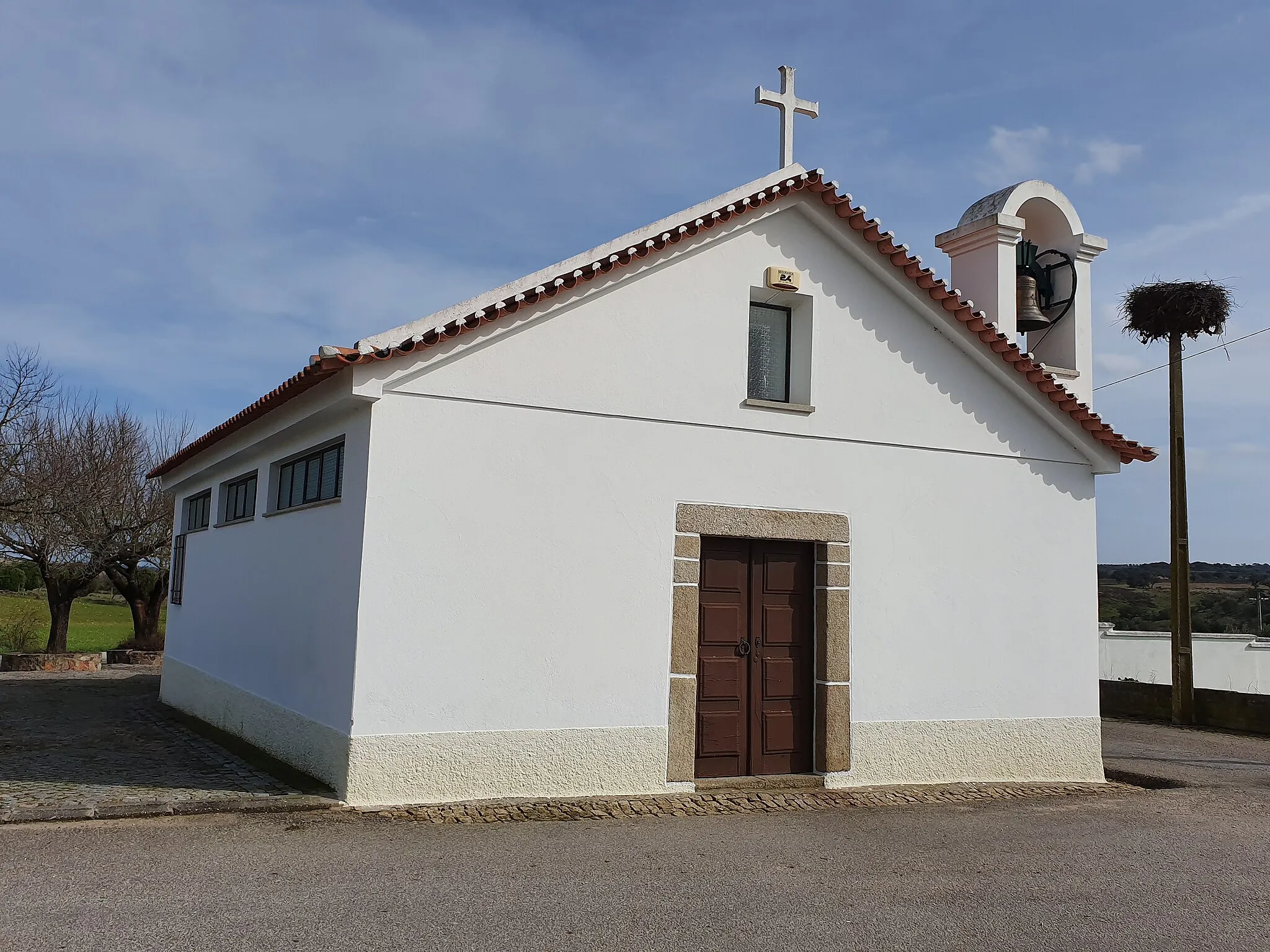 Photo showing: Igreja Paroquial de Alfrívida