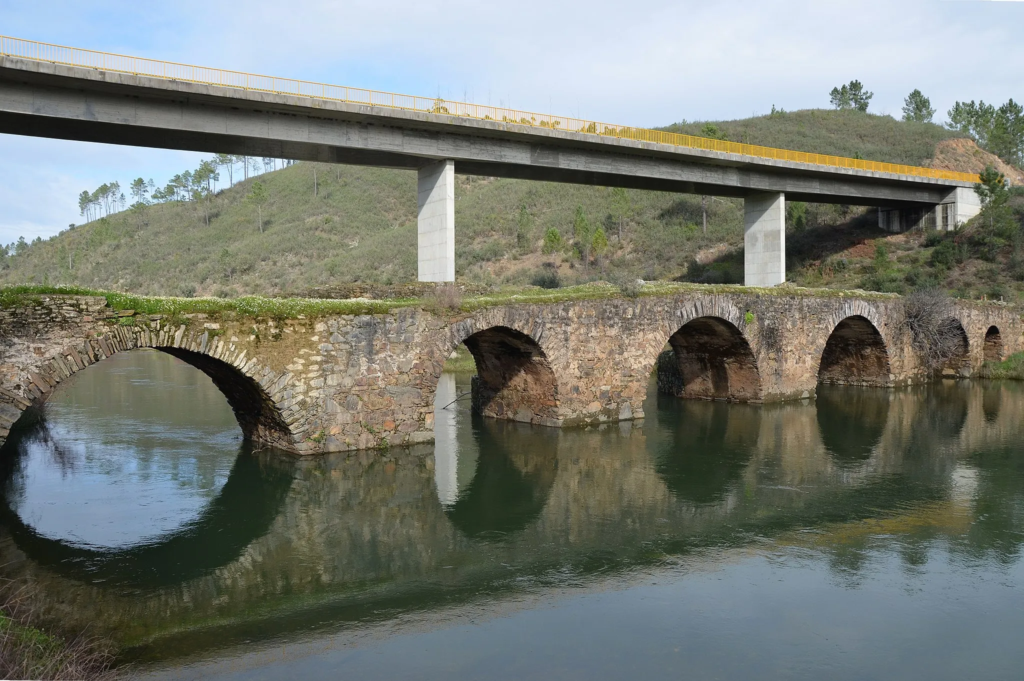 Photo showing: Roman Bridge, Ponte da Ladeira dos Envendos, Portugal
