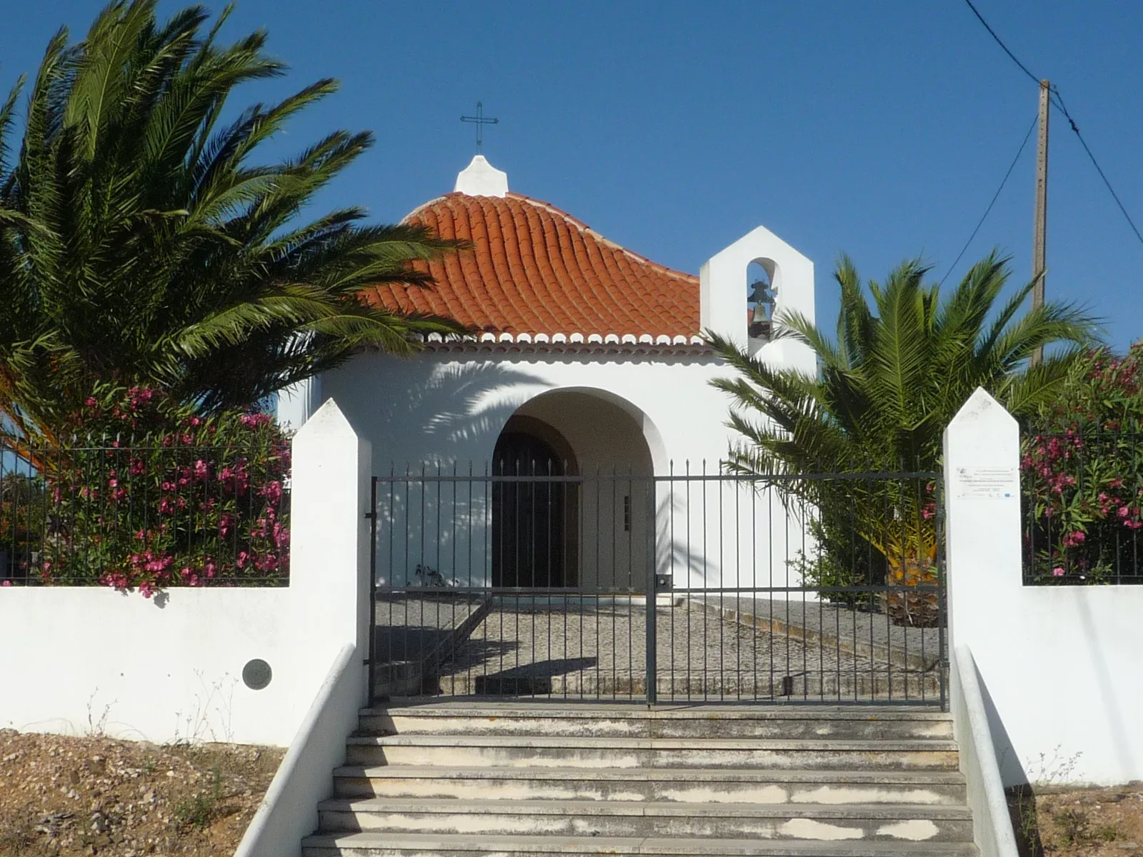 Photo showing: The Chapel of Saint Anthony in Marmelete, Monchique, Algarve. More images.