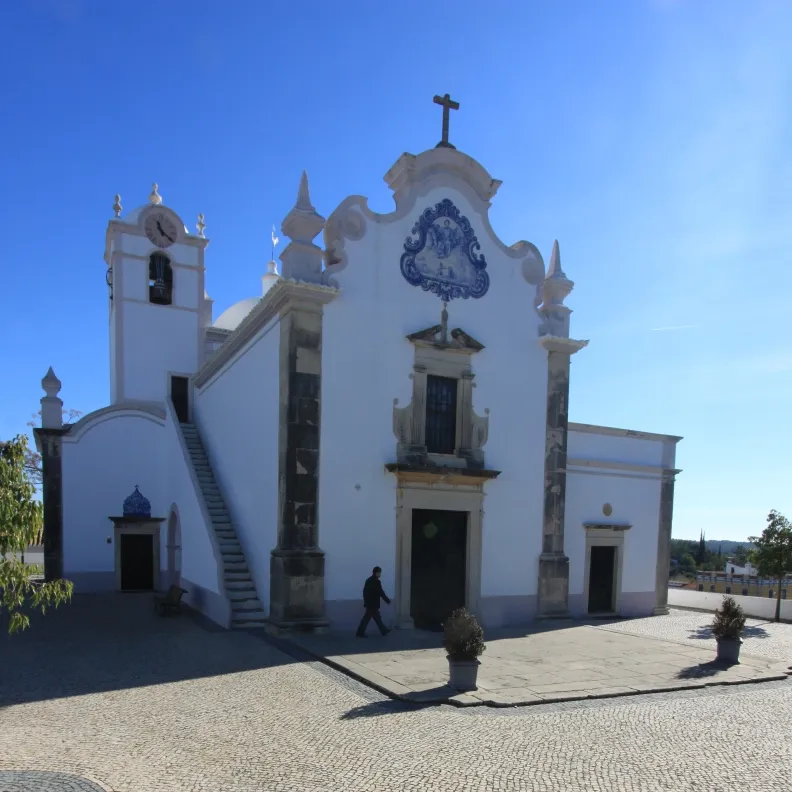 Photo showing: Church São Lourenço de Matos in Almancil