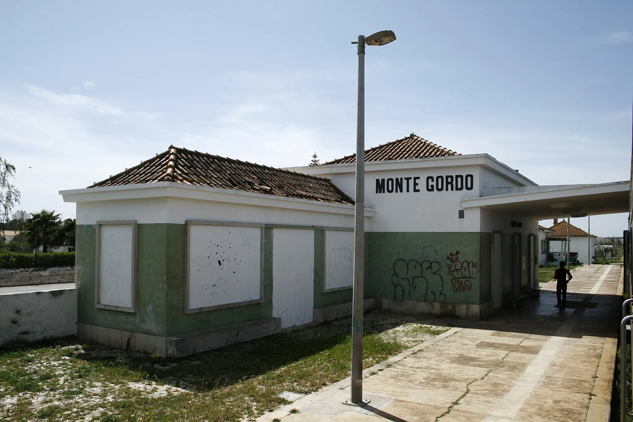 Photo showing: Monte Gordo Halt, in the Algarve Line, in Portugal.