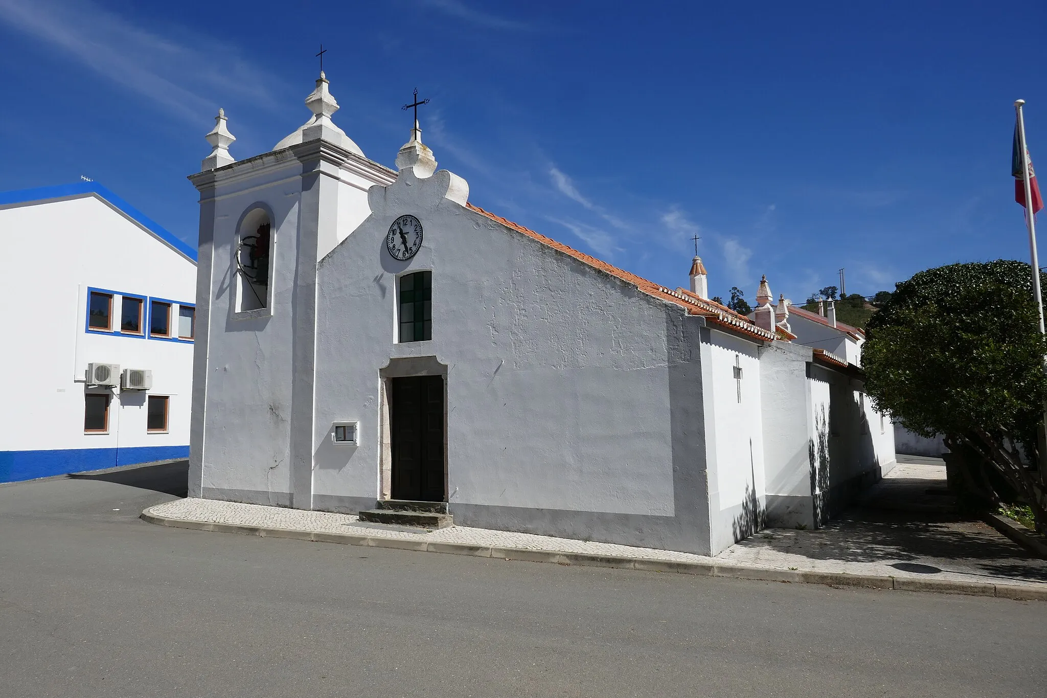 Photo showing: The parish church of São Barnabé, Almodôvar, Portugal